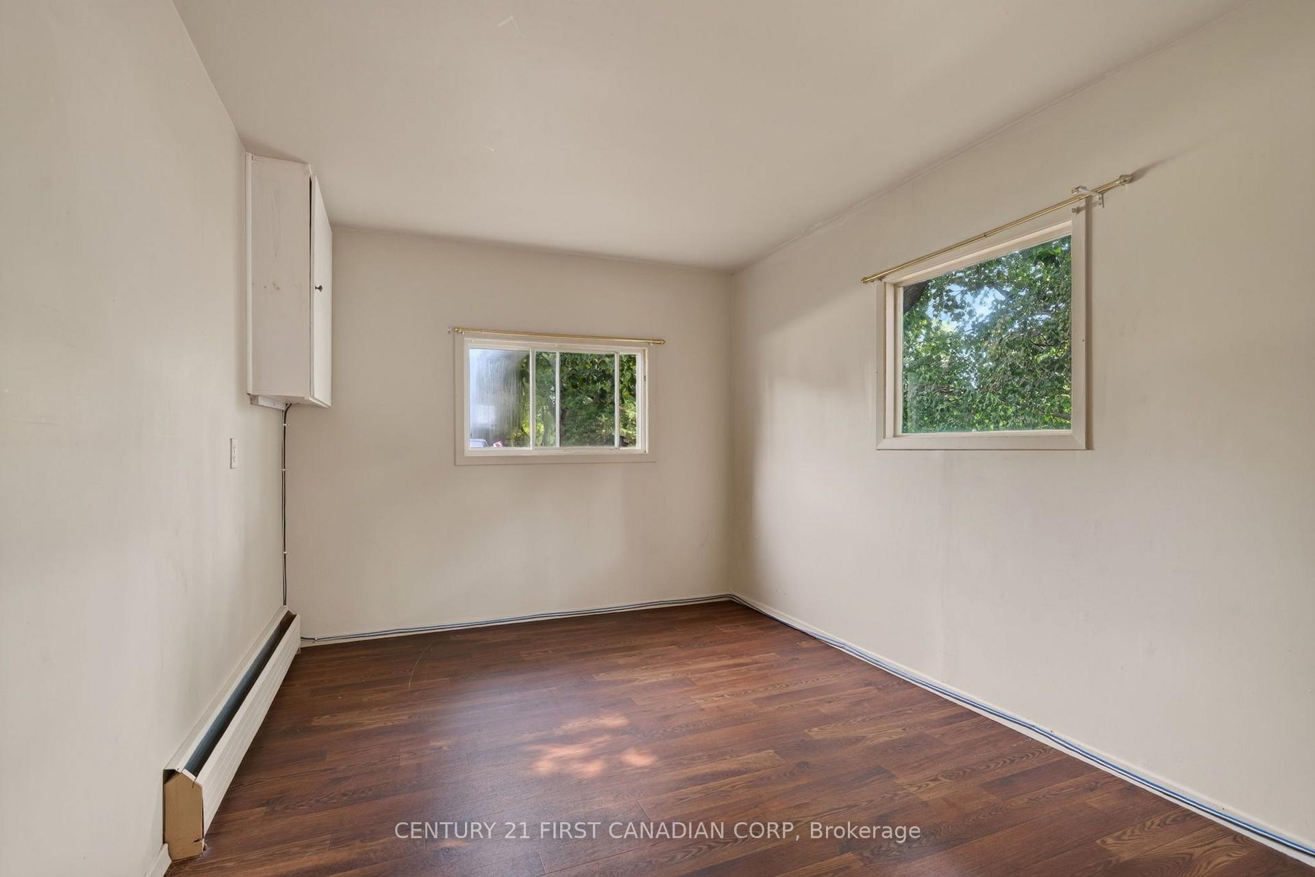 Photo 14 of 9 Park Crescent, Middlesex Centre, Poplar Hill — HOMEH
