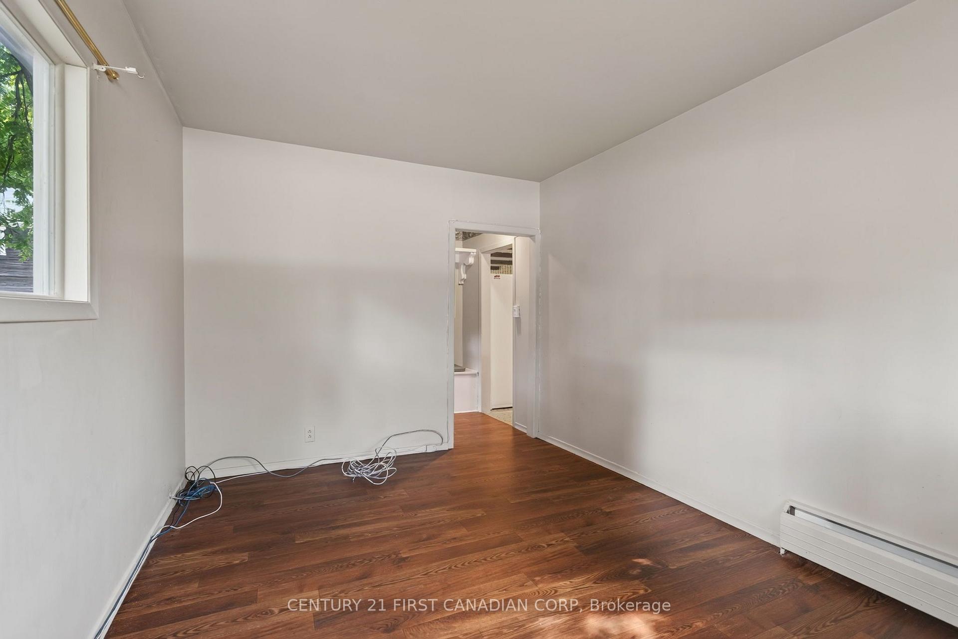 Photo 15 of 9 Park Crescent, Middlesex Centre, Poplar Hill — HOMEH