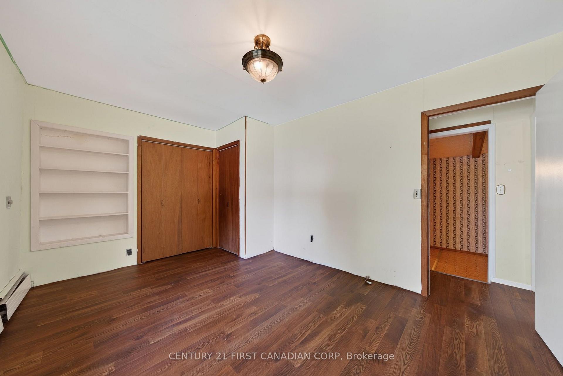 Photo 23 of 9 Park Crescent, Middlesex Centre, Poplar Hill — HOMEH