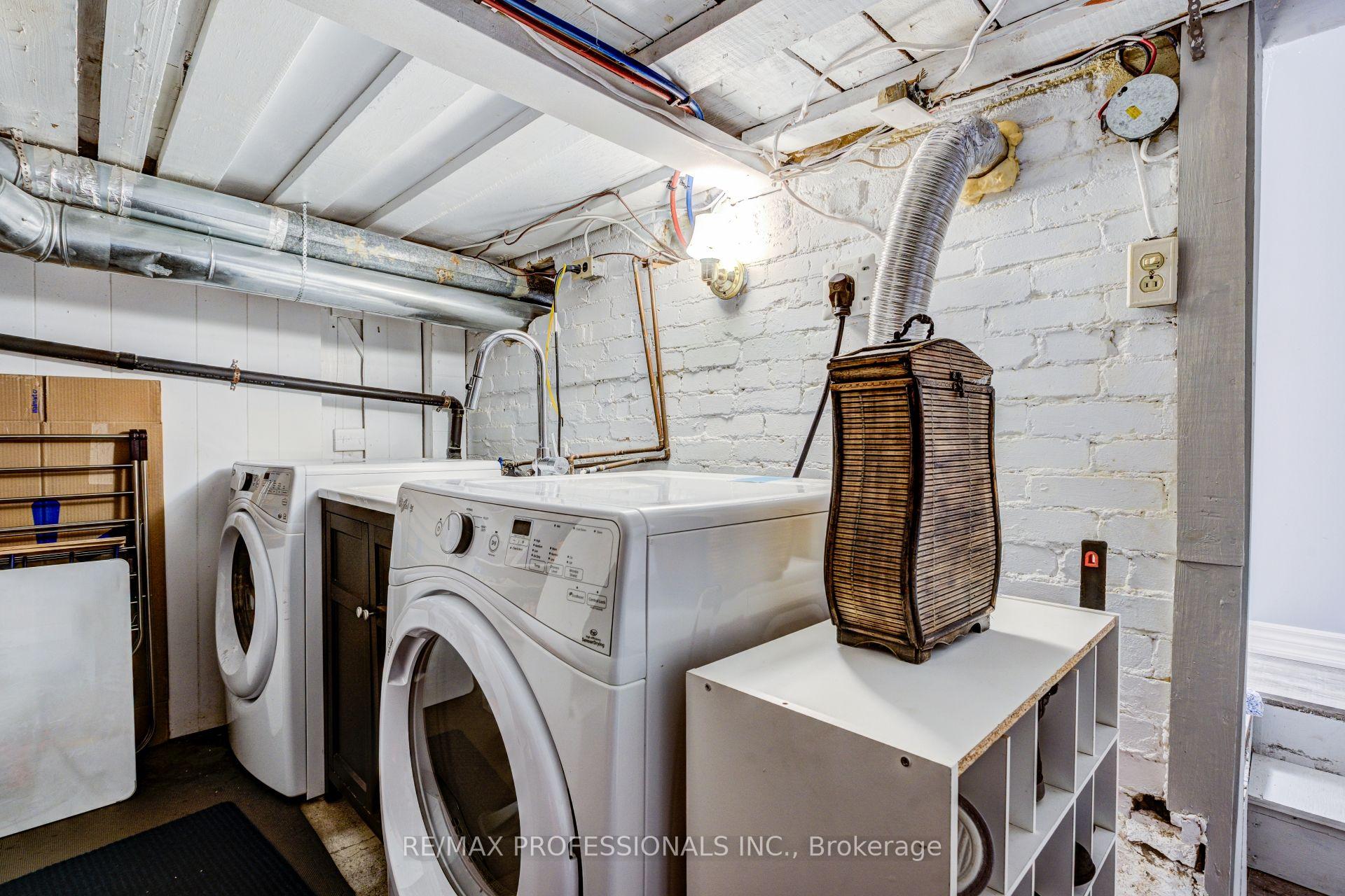 Photo 37 of 39 Rosemeade Avenue, Etobicoke, Stonegate-Queensway — HOMEH
