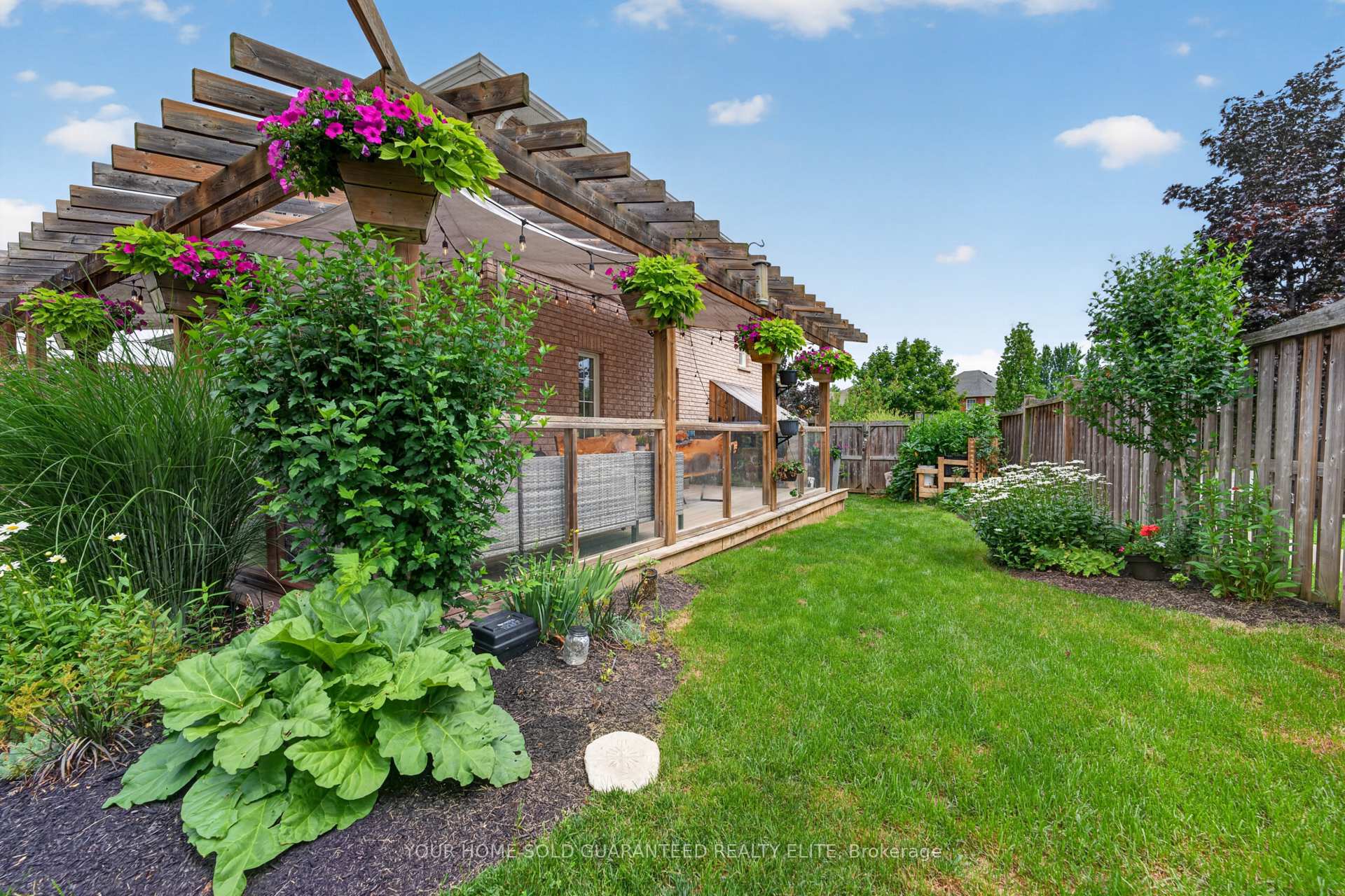 Photo 37 of 104 Udell Way, Grimsby, Grimsby East — HOMEH