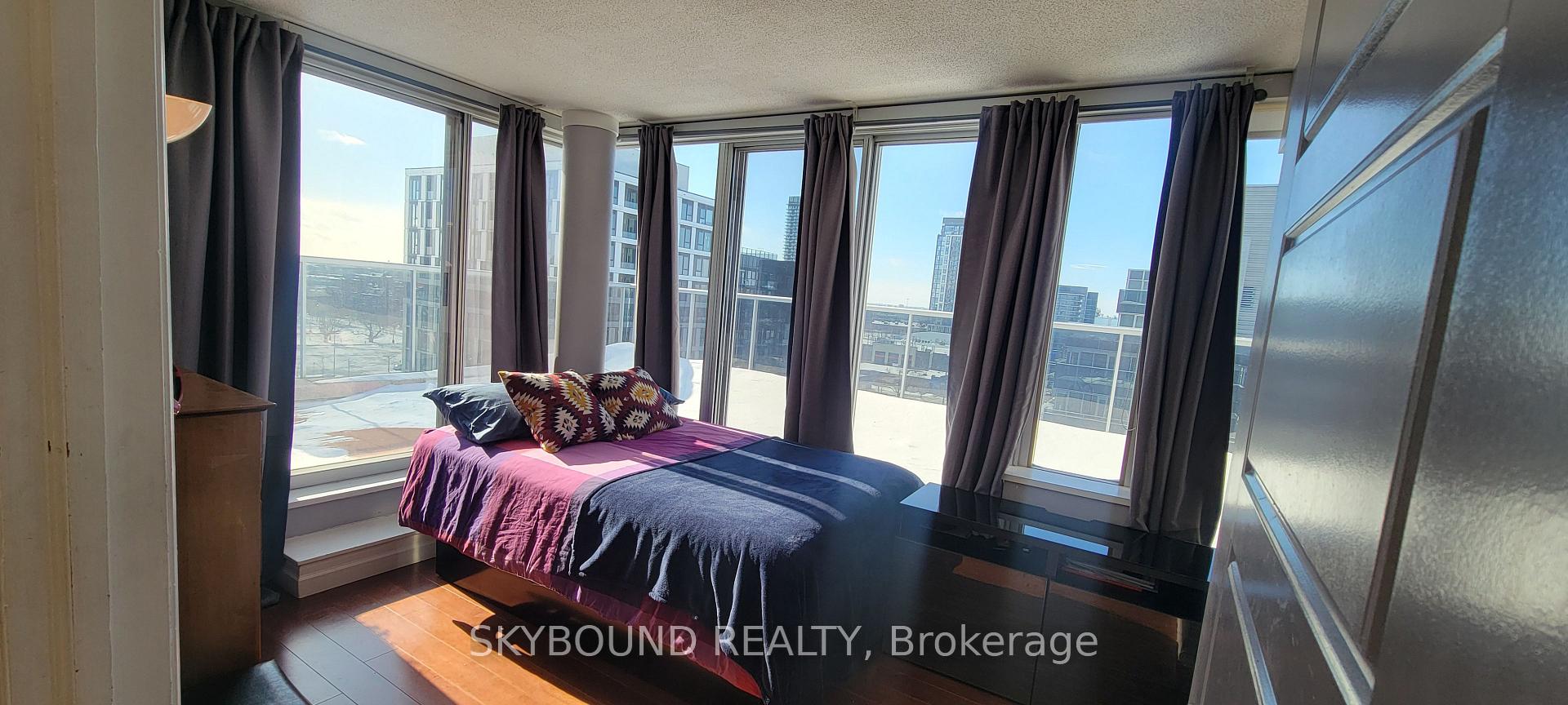 Photo 9 of Unit 919, 1040 The Queensway, Etobicoke, Islington-City Centre West — HOMEH