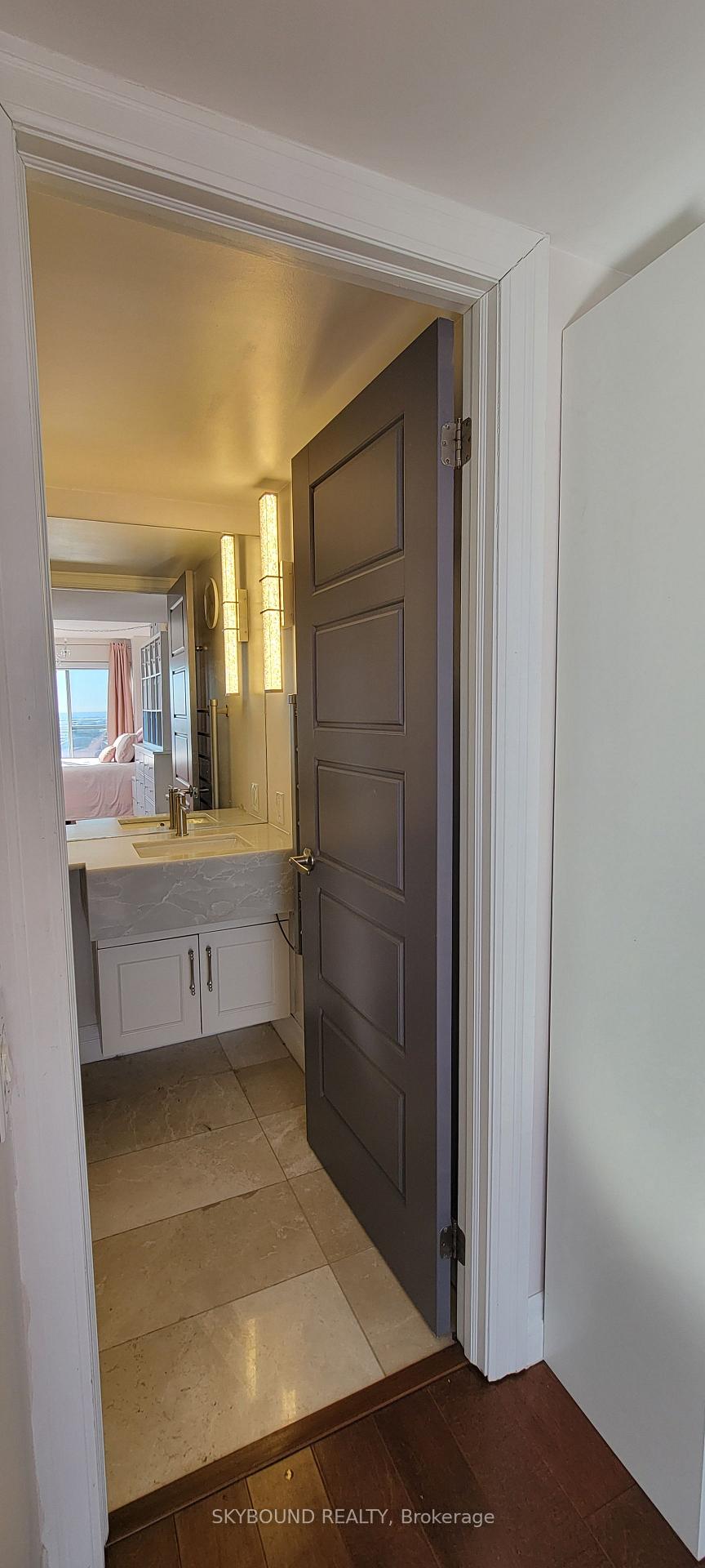 Photo 15 of Unit 919, 1040 The Queensway, Etobicoke, Islington-City Centre West — HOMEH