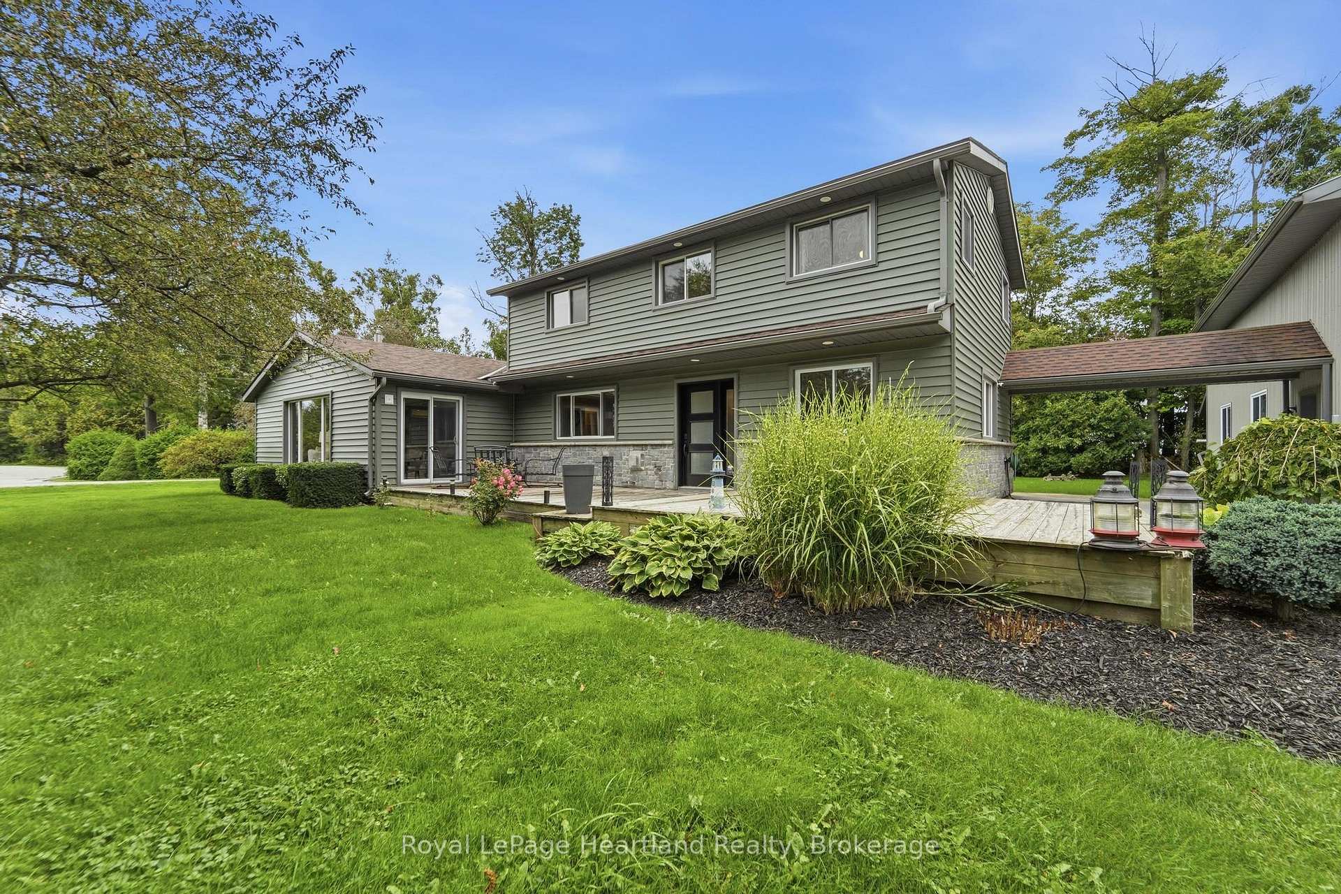 Photo 3 of 23 Park Road, Central Huron, Goderich — HOMEH