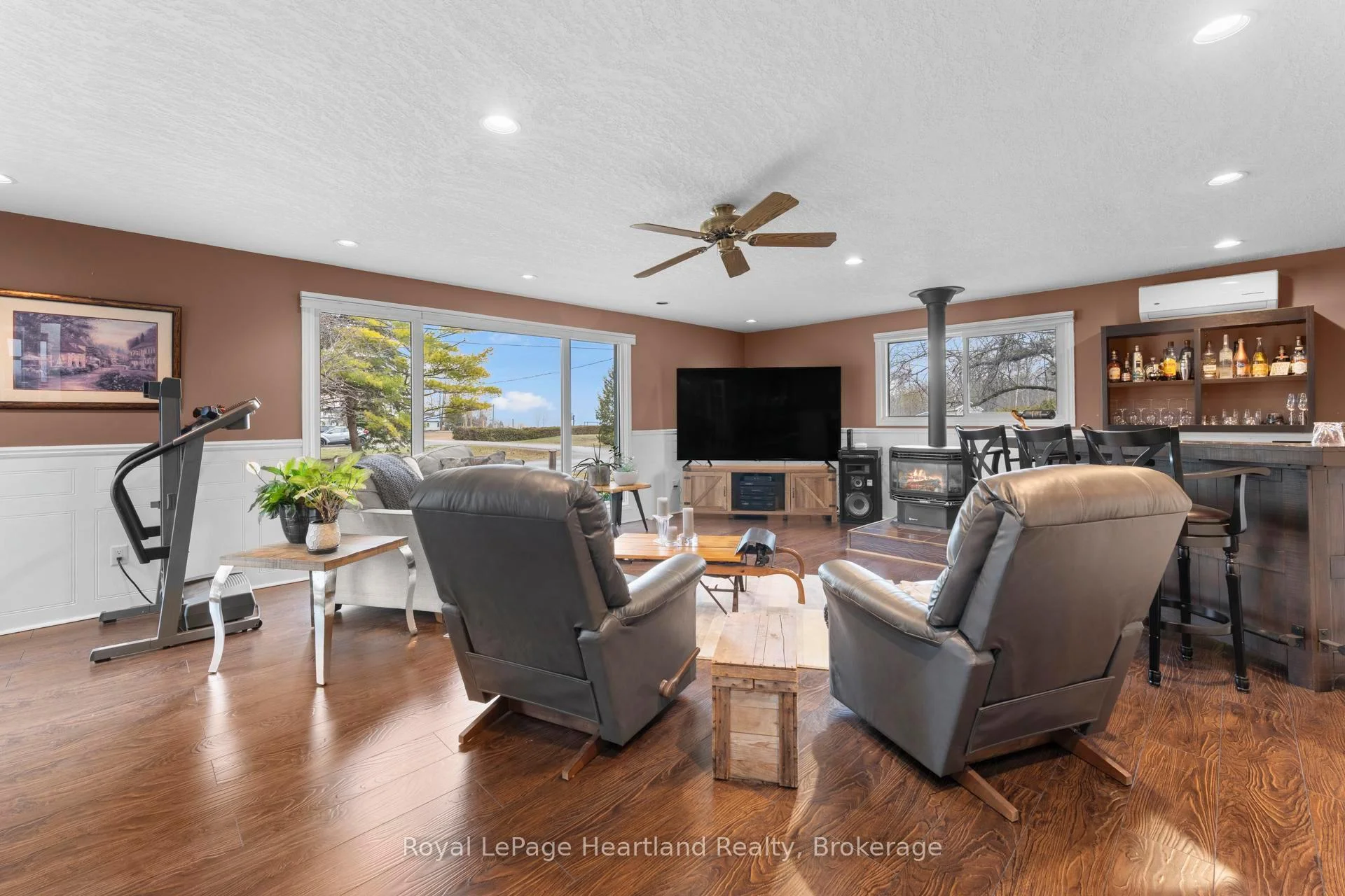 Photo 33 of 23 Park Road, Central Huron, Goderich — HOMEH