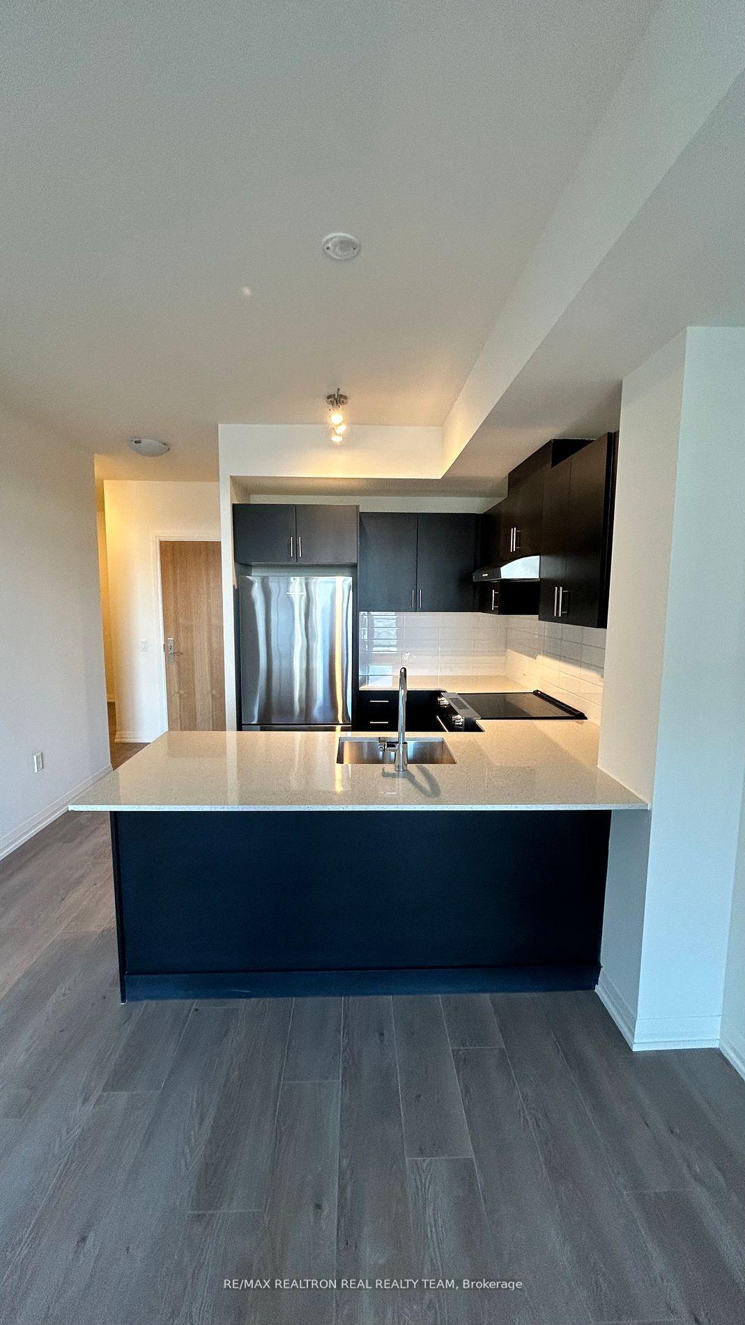 Photo 5 of Unit 418, 8960 Jane Street, Vaughan, Vellore Village — HOMEH