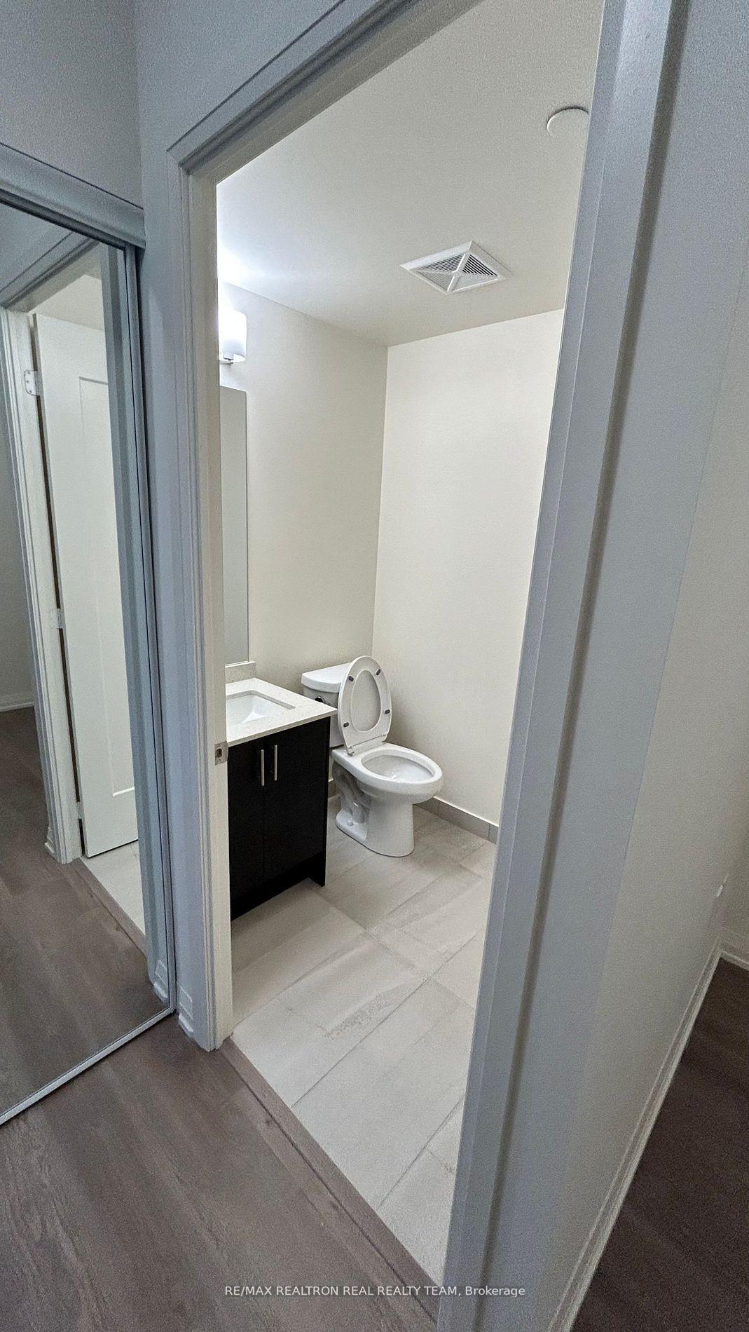 Photo 13 of Unit 418, 8960 Jane Street, Vaughan, Vellore Village — HOMEH