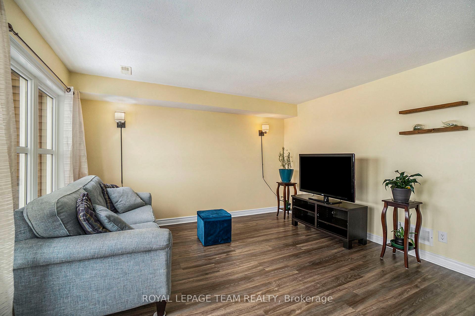 Photo 6 of 283 Infusion Private, Ottawa, Barrhaven - Strandherd — HOMEH