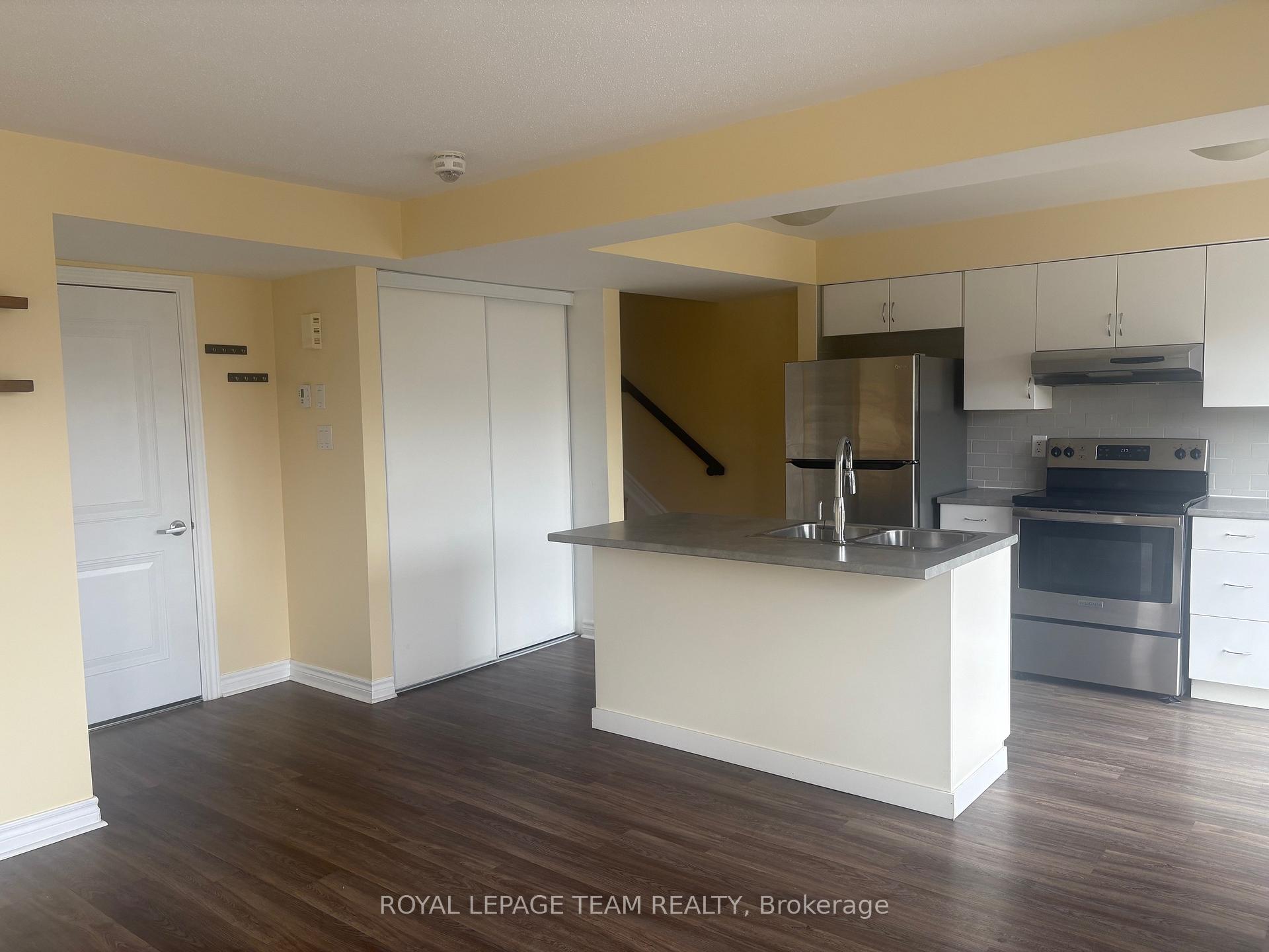 Photo 15 of 283 Infusion Private, Ottawa, Barrhaven - Strandherd — HOMEH