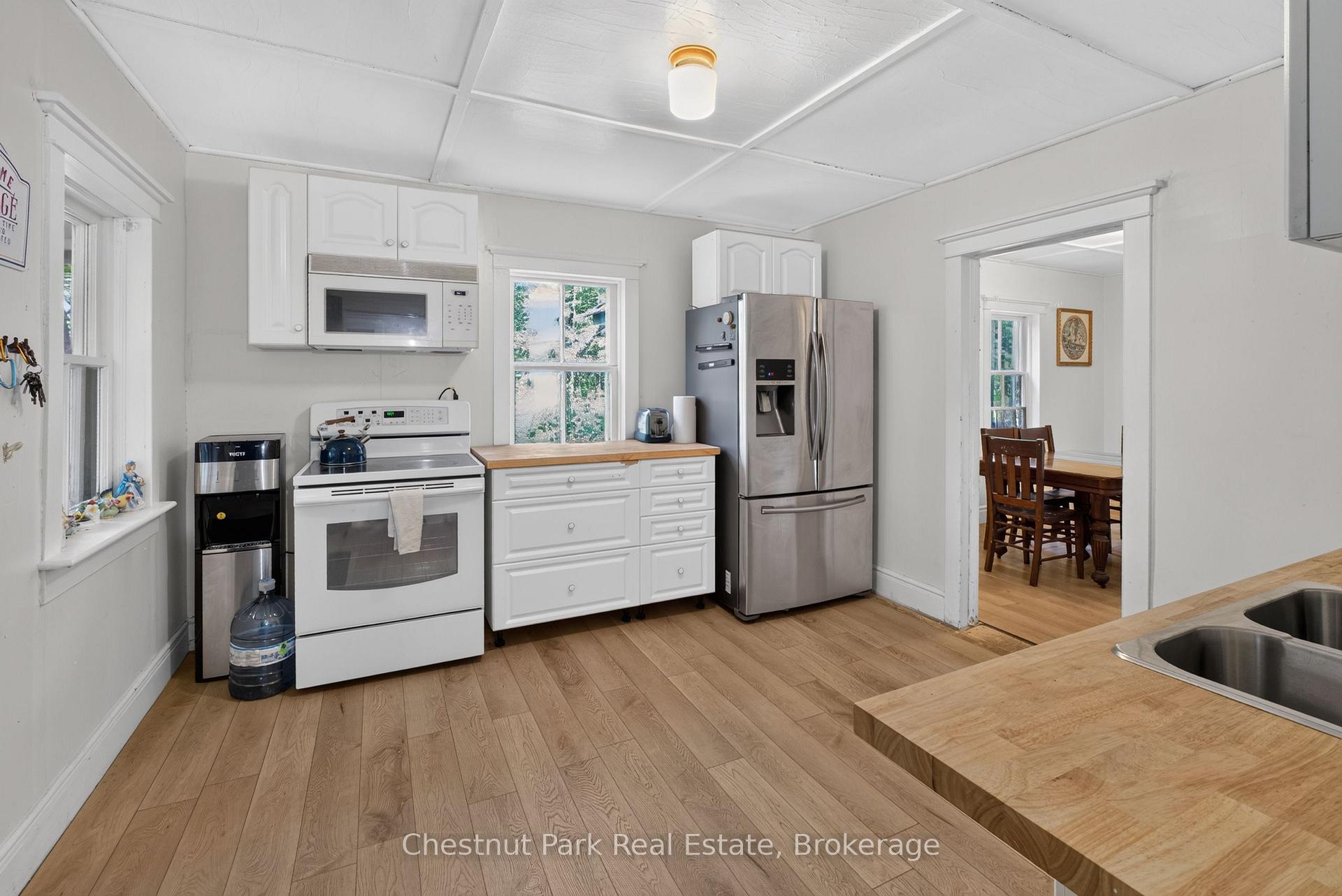 Photo 5 of 1627 Houseys Rapids Road, Gravenhurst, Ryde — HOMEH