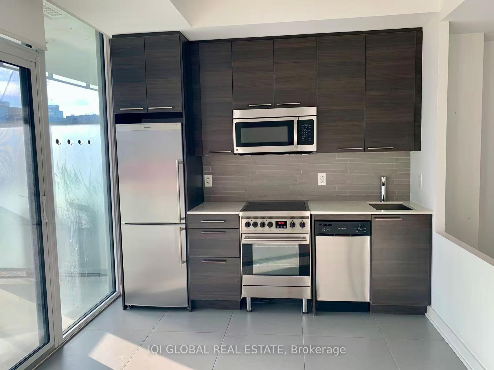 Photo 3 of Unit 1603, 1 Market Street, Toronto, Waterfront Communities — HOMEH