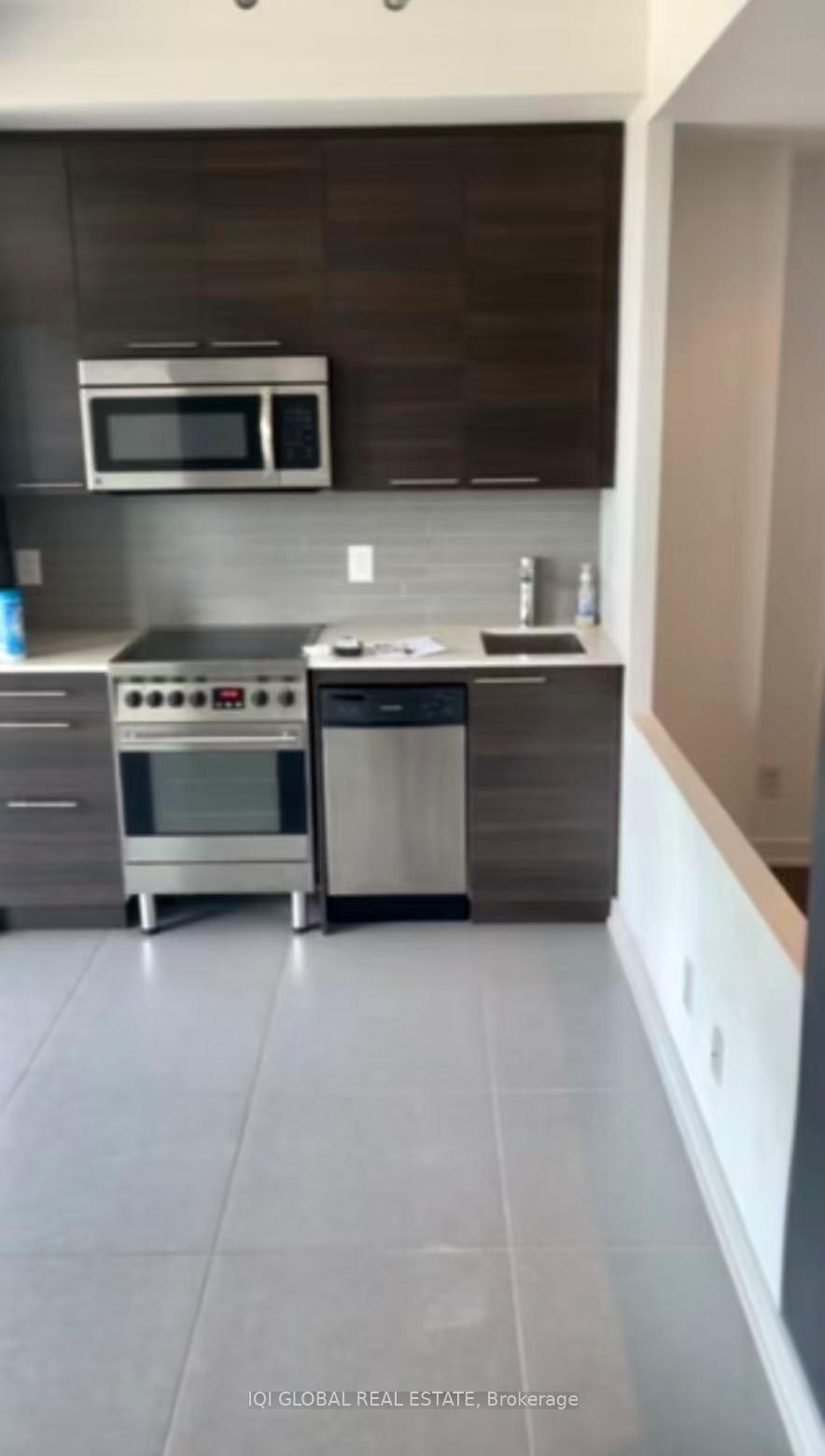 Photo 5 of Unit 1603, 1 Market Street, Toronto, Waterfront Communities — HOMEH