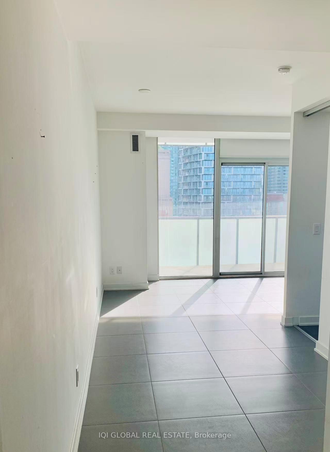 Photo 9 of Unit 1603, 1 Market Street, Toronto, Waterfront Communities — HOMEH