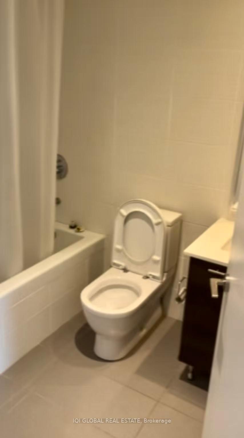 Photo 13 of Unit 1603, 1 Market Street, Toronto, Waterfront Communities — HOMEH