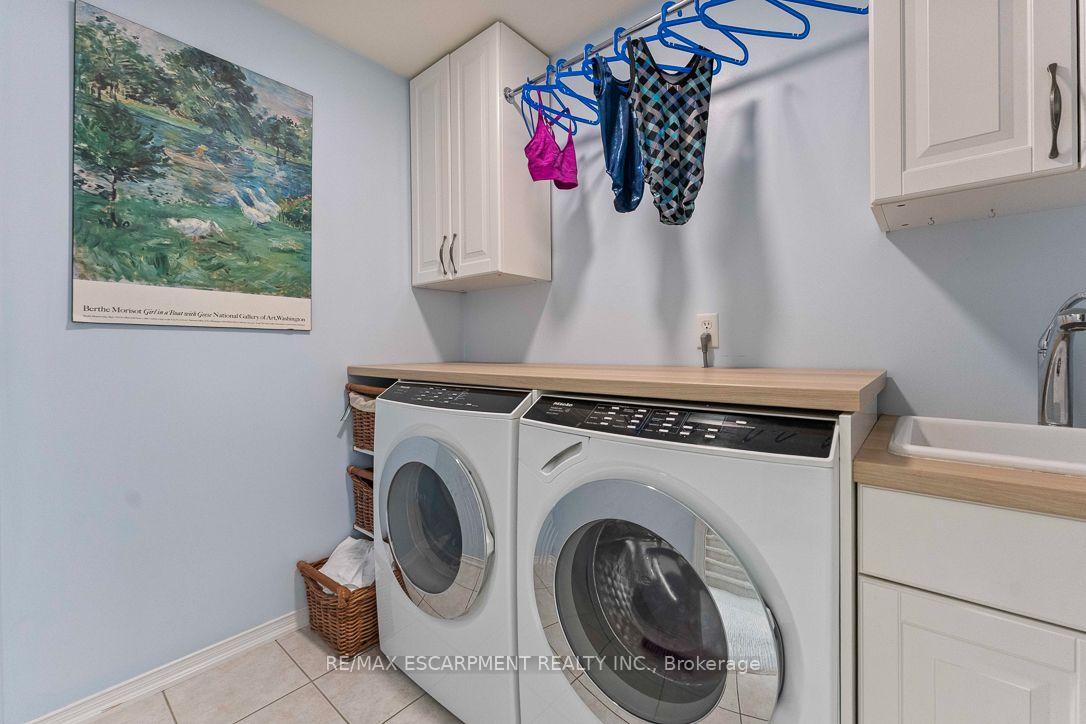 Photo 26 of 253 Gatwick Drive, Oakville, River Oaks — HOMEH