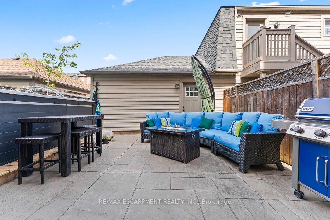 Photo 40 of 253 Gatwick Drive, Oakville, River Oaks — HOMEH