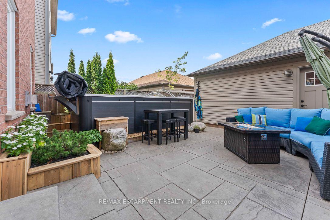 Photo 41 of 253 Gatwick Drive, Oakville, River Oaks — HOMEH