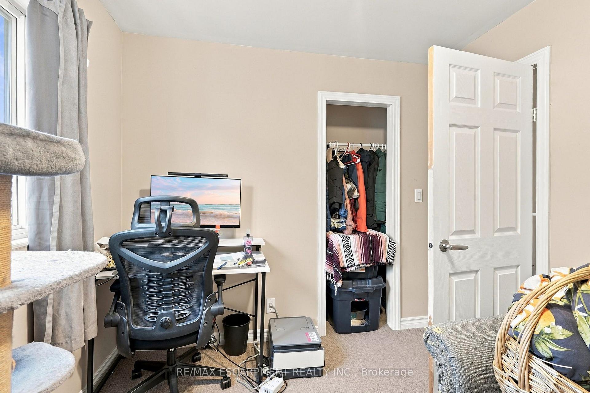 Photo 28 of Unit Upper, 15 Clinton Street, Hamilton, Stipley — HOMEH