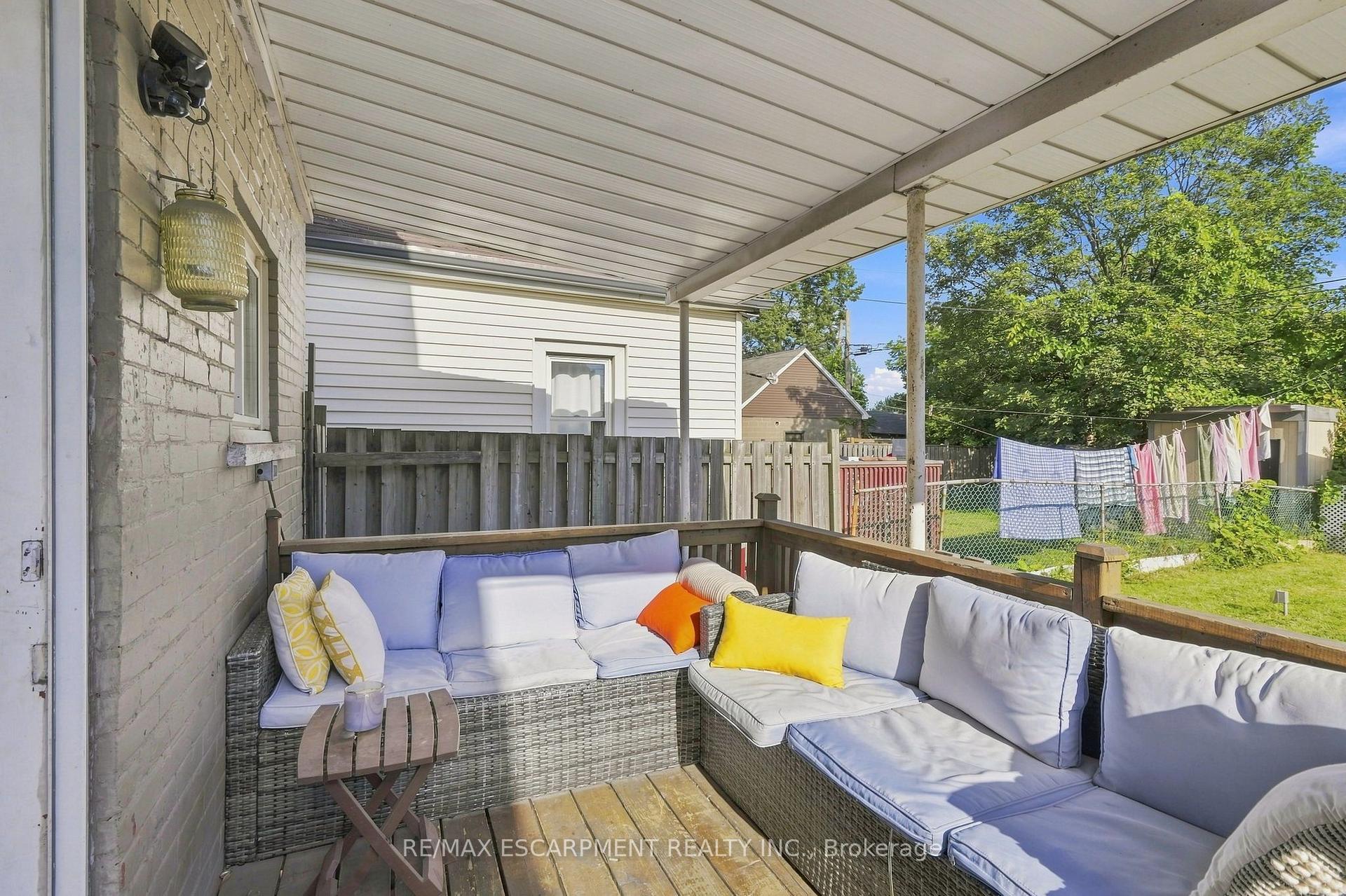 Photo 33 of Unit Upper, 15 Clinton Street, Hamilton, Stipley — HOMEH