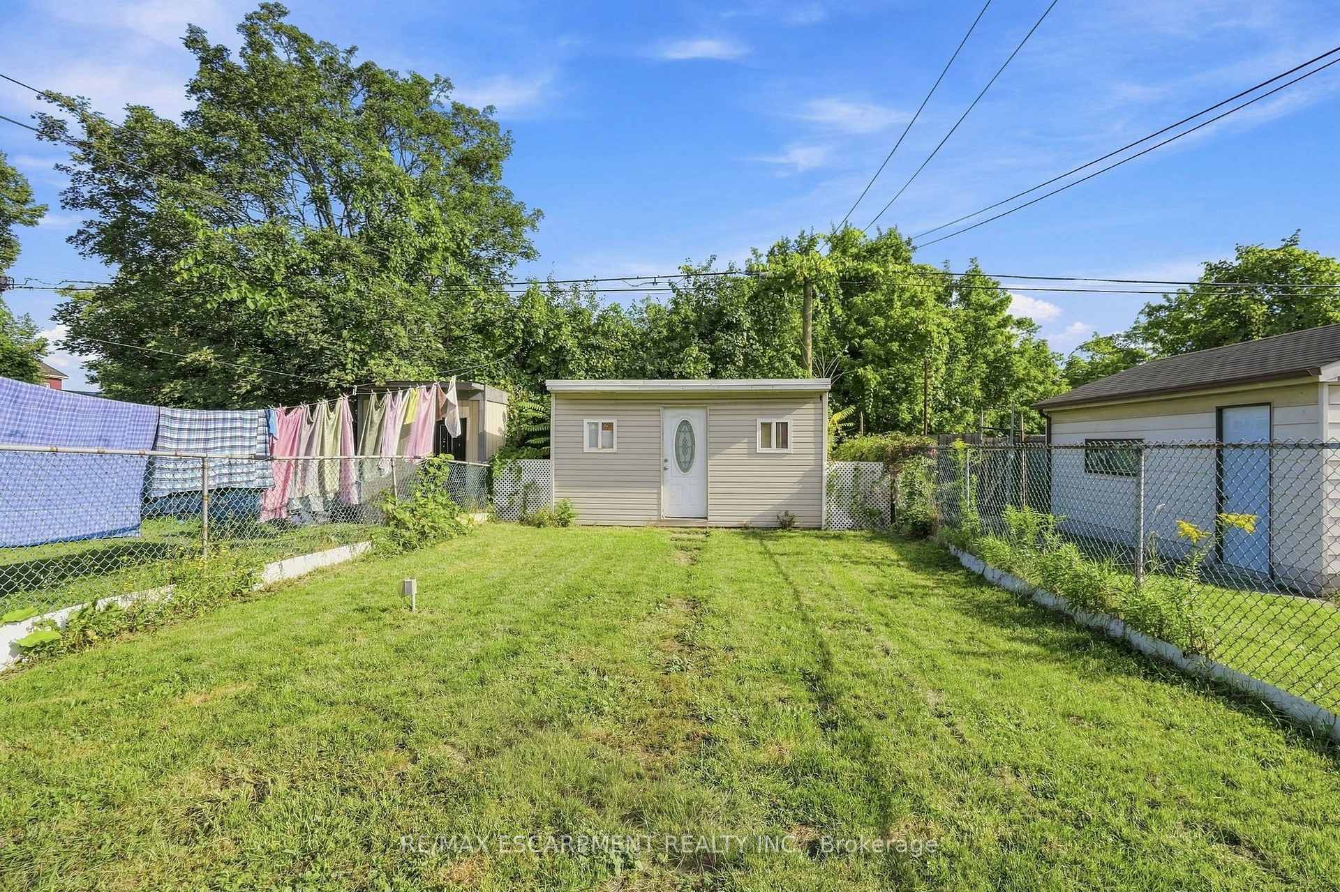 Photo 35 of Unit Upper, 15 Clinton Street, Hamilton, Stipley — HOMEH