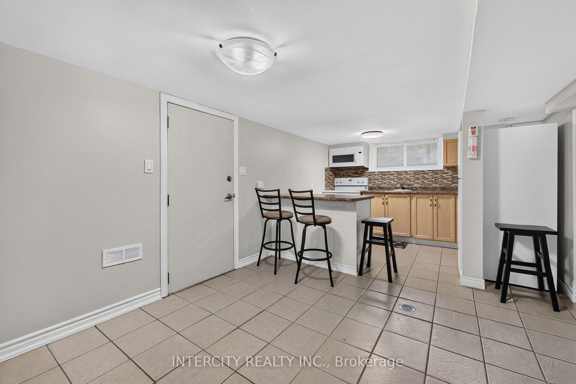 Photo 20 of 20 Kent Street, St. Catharines, Western Hill — HOMEH