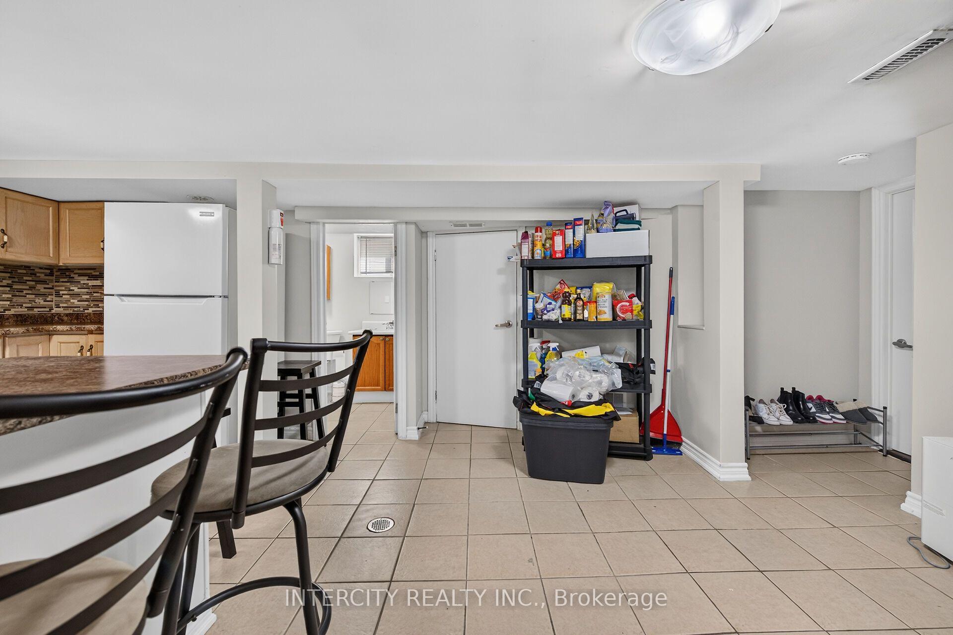 Photo 25 of 20 Kent Street, St. Catharines, Western Hill — HOMEH