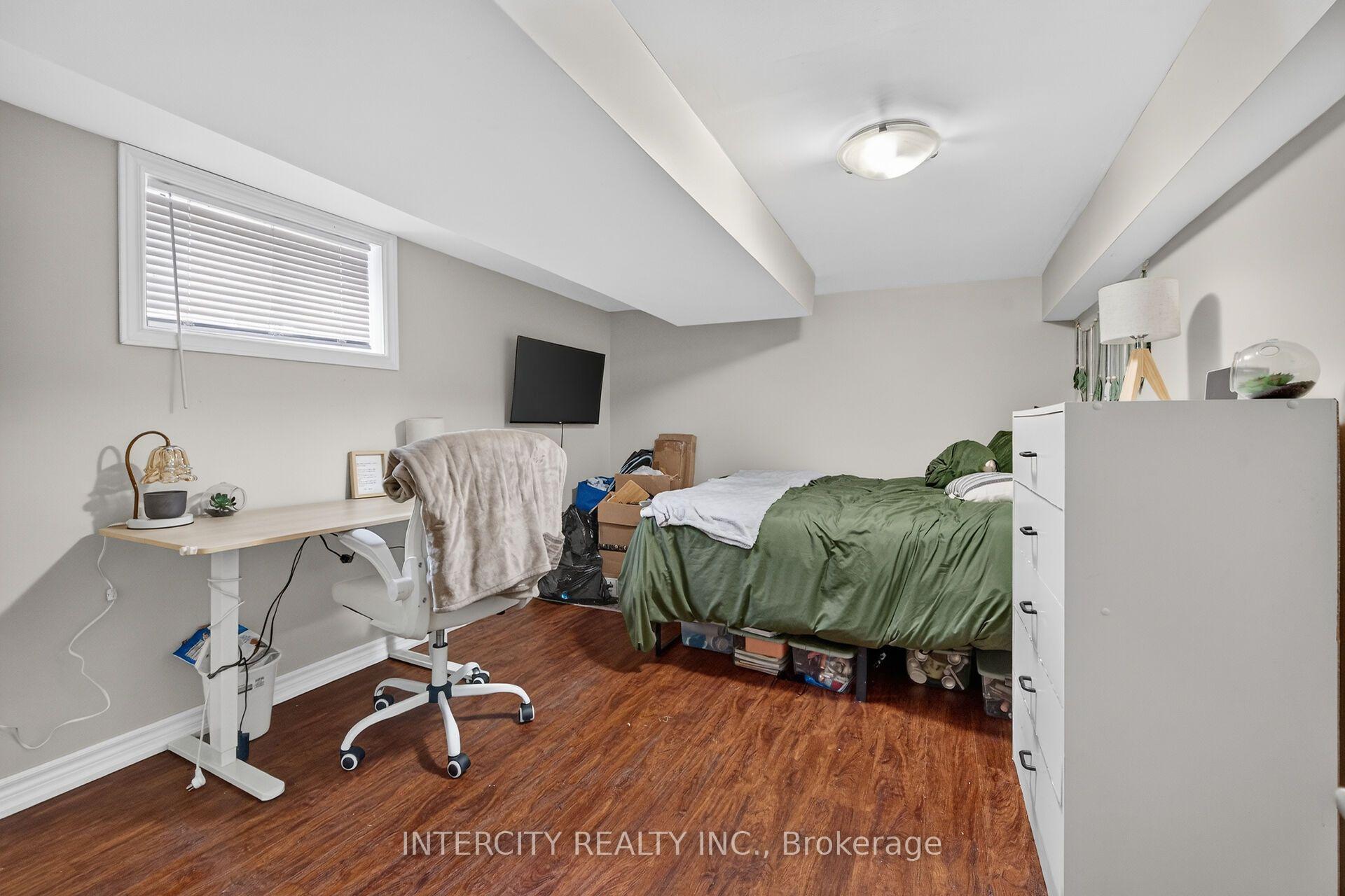 Photo 27 of 20 Kent Street, St. Catharines, Western Hill — HOMEH