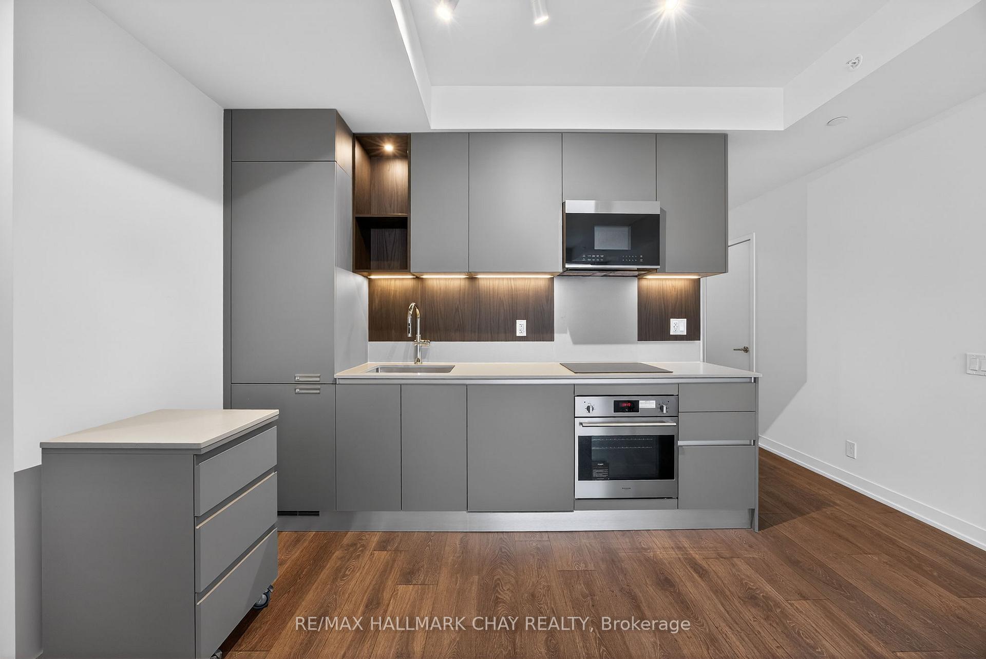 Photo 5 of Unit 1902, 39 Mary Street, Barrie, City Centre — HOMEH