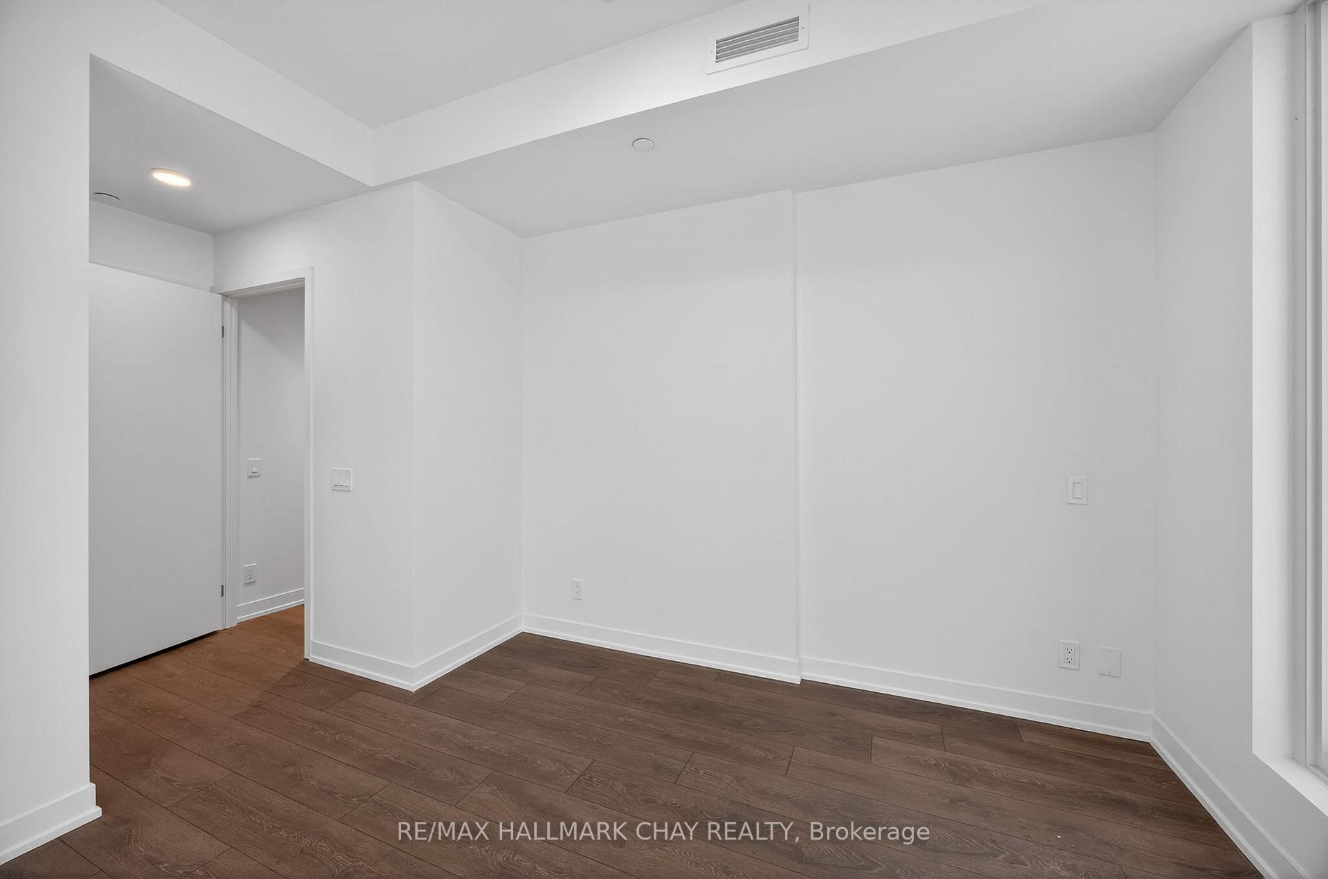 Photo 13 of Unit 1902, 39 Mary Street, Barrie, City Centre — HOMEH