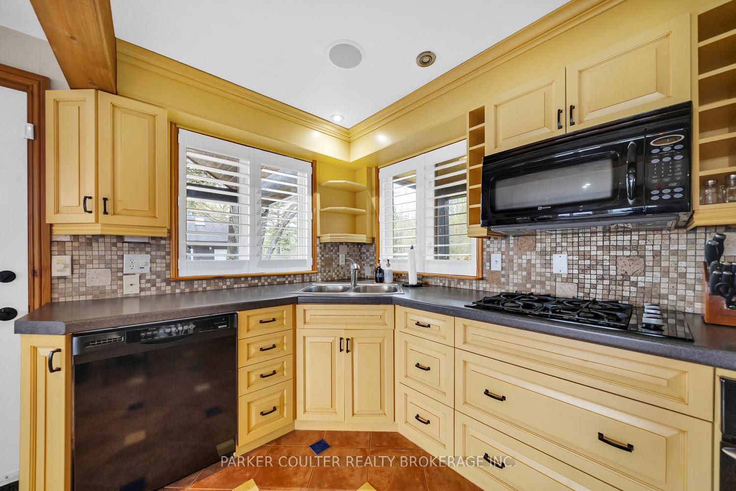 Photo 12 of 89 High Rock Drive, Sundridge — HOMEH