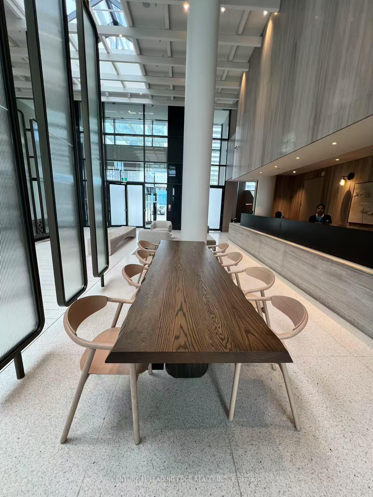 Photo 10 of Unit 5609, 225 Commerce Street, Vaughan, Vaughan Corporate Centre — HOMEH
