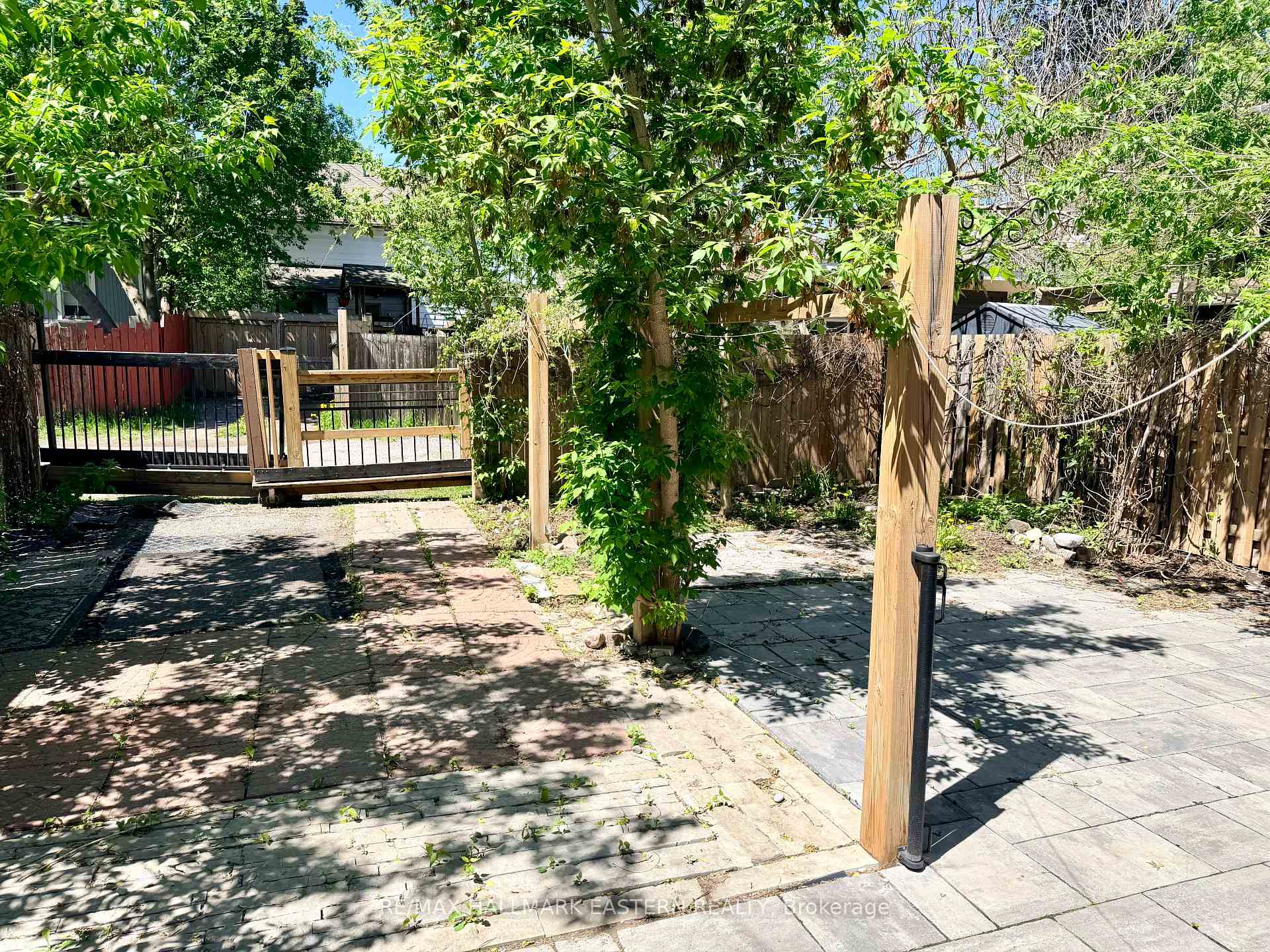 Photo 34 of 179 Lock Street, Peterborough, Town Ward 3 — HOMEH