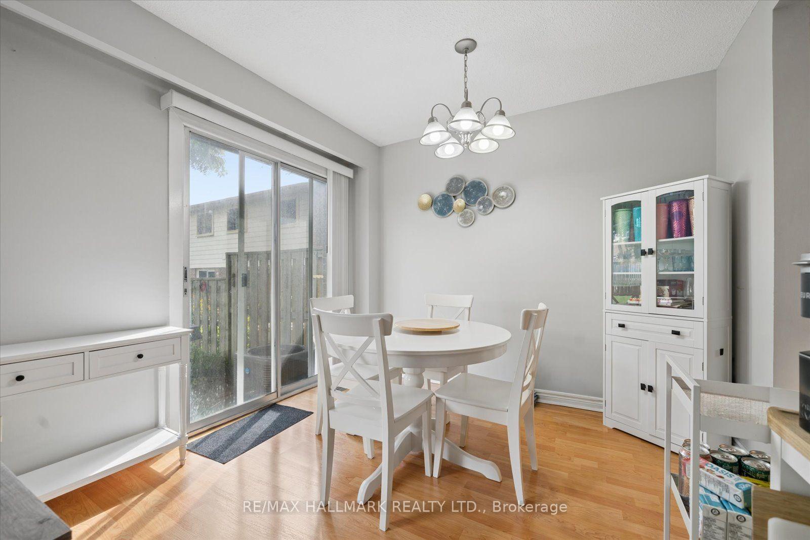 Photo 11 of Unit 69, 39 Camelot Way, Markham, Markham Village — HOMEH