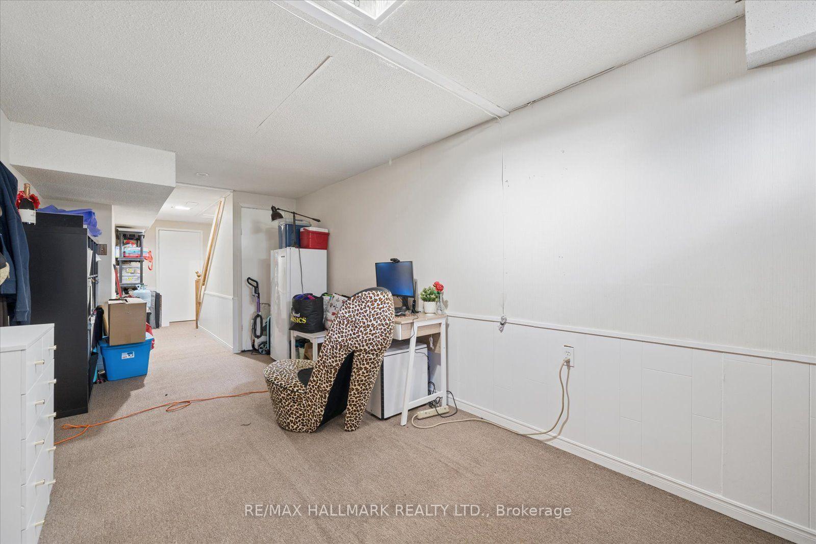 Photo 35 of Unit 69, 39 Camelot Way, Markham, Markham Village — HOMEH