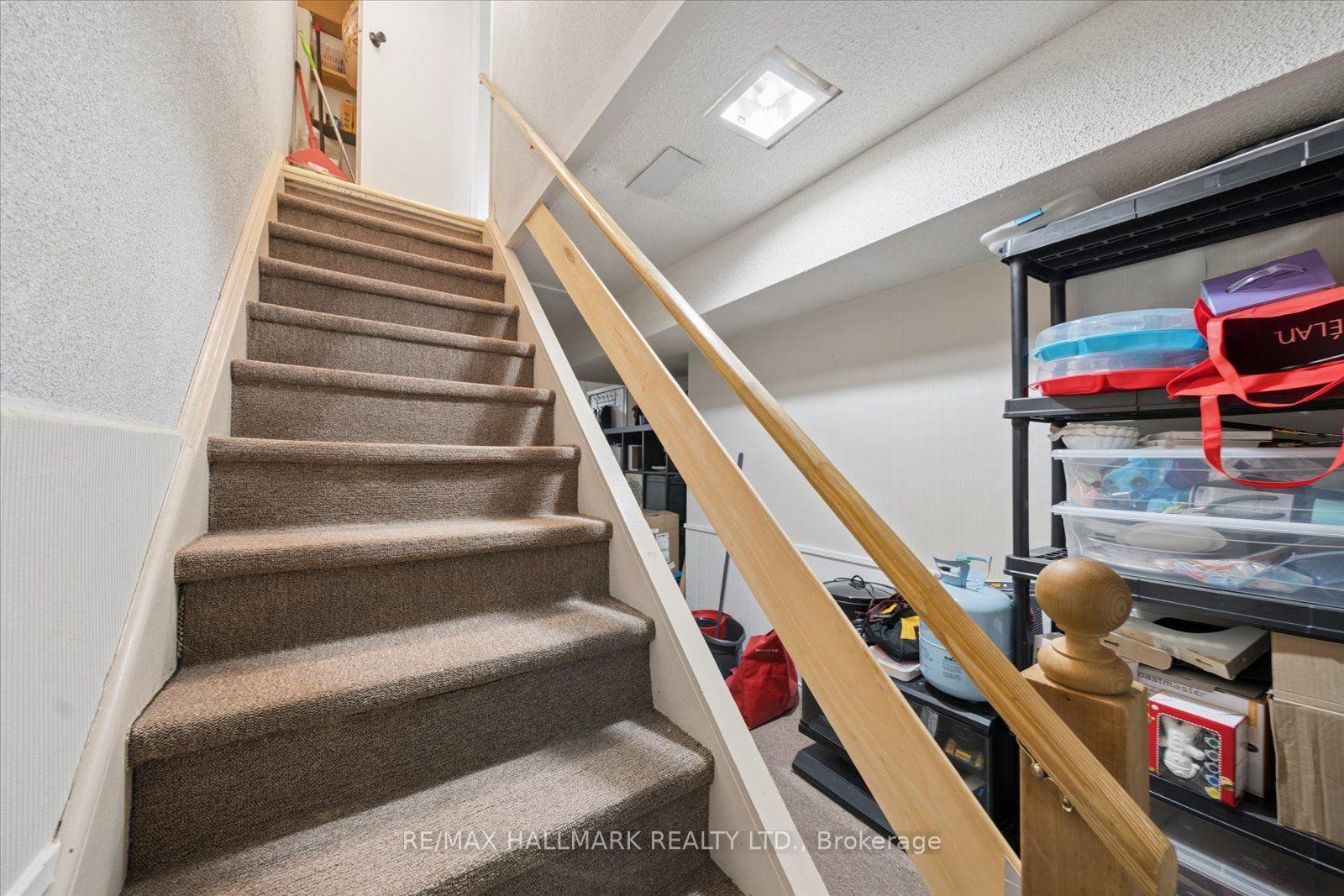 Photo 37 of Unit 69, 39 Camelot Way, Markham, Markham Village — HOMEH
