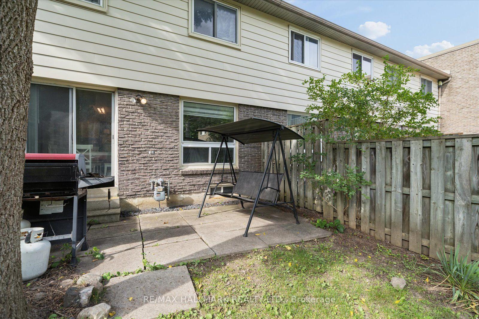 Photo 38 of Unit 69, 39 Camelot Way, Markham, Markham Village — HOMEH
