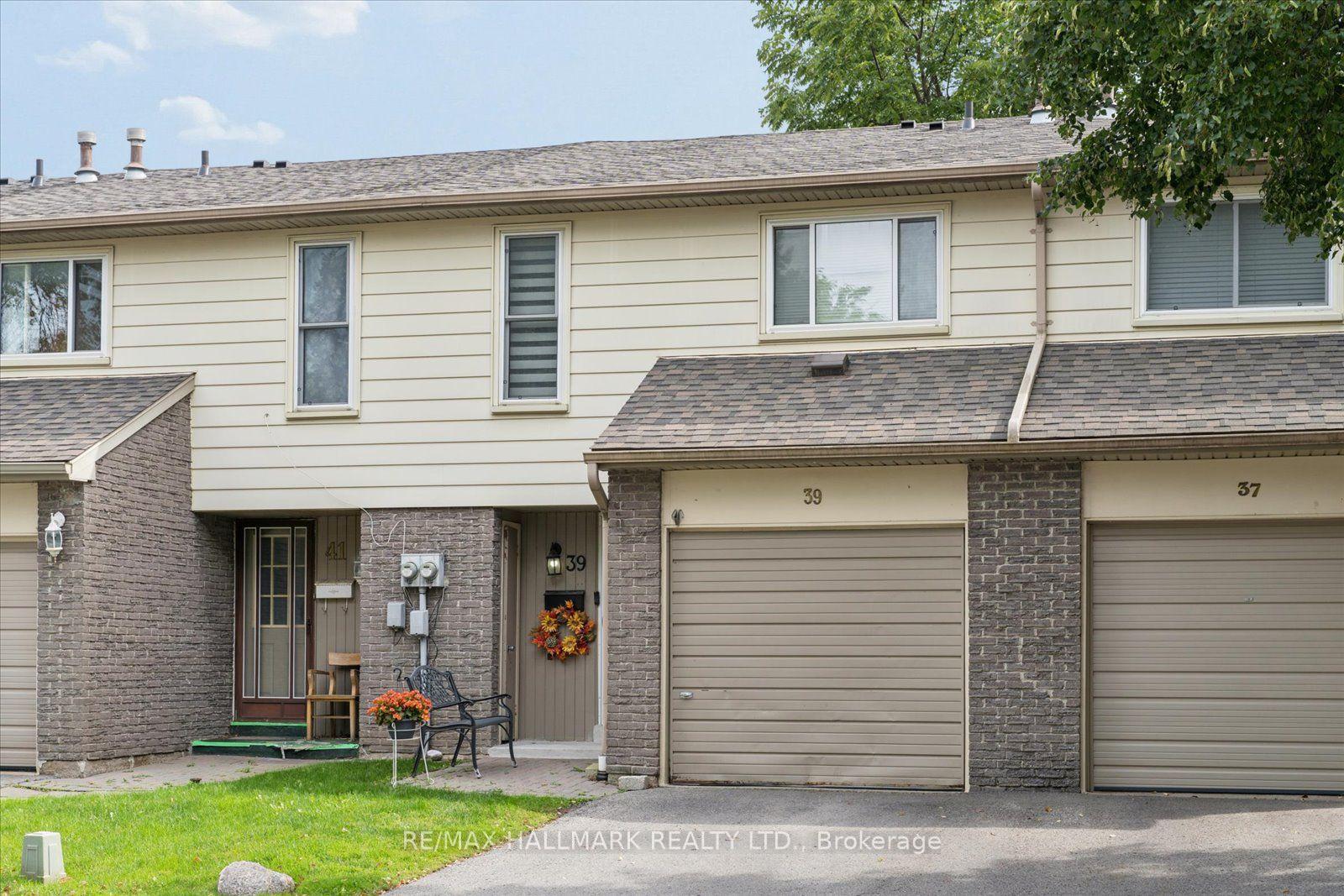 Photo 45 of Unit 69, 39 Camelot Way, Markham, Markham Village — HOMEH