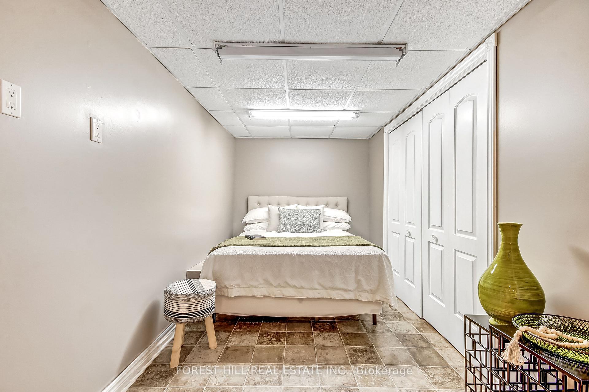 Photo 18 of 40 Killarney Road, London, North H — HOMEH