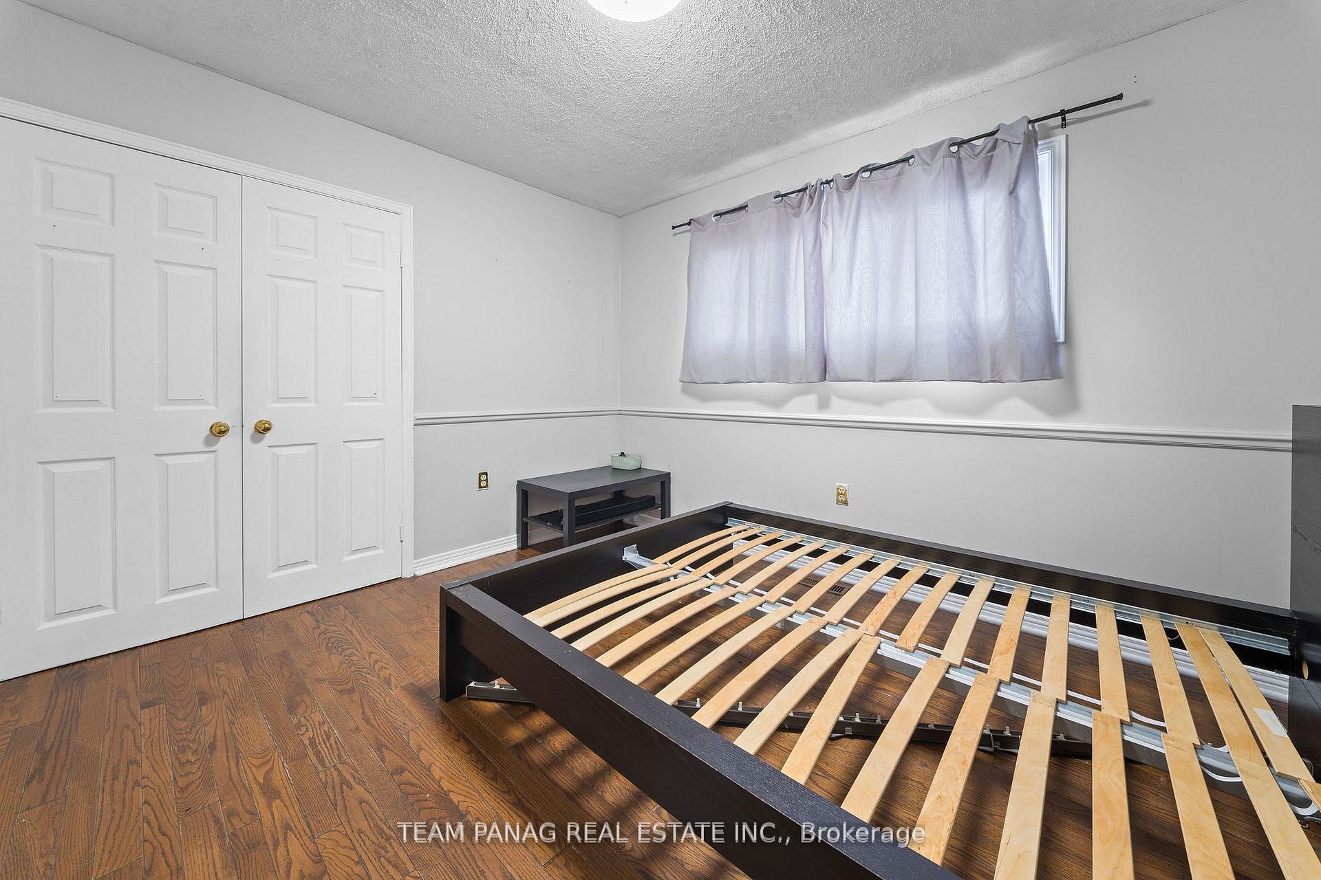 Photo 23 of 3377 Mayfield Road, Brampton, Snelgrove — HOMEH