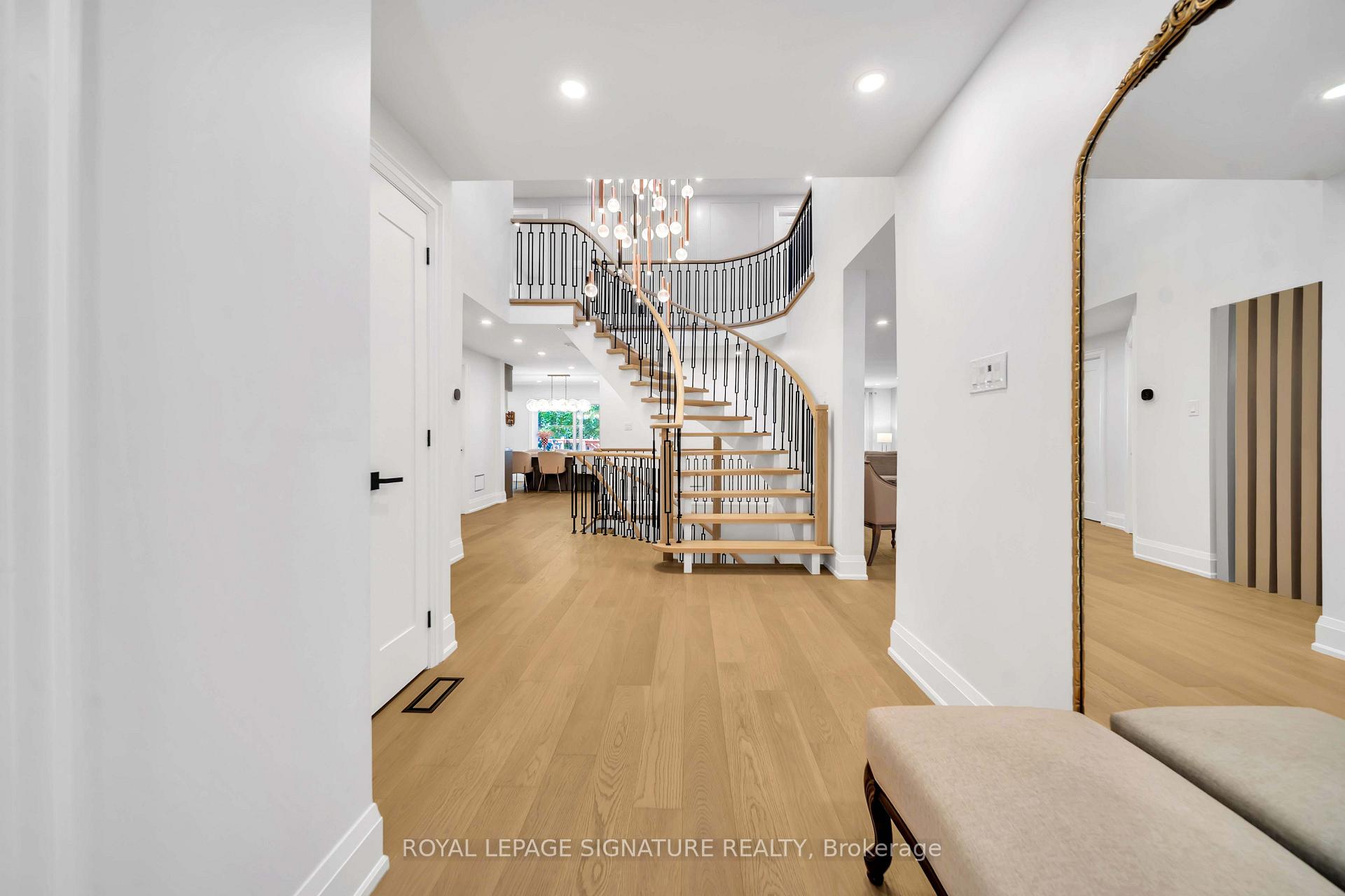 Photo 6 of 16 Ravencliffe Road, Markham, Aileen-Willowbrook — HOMEH
