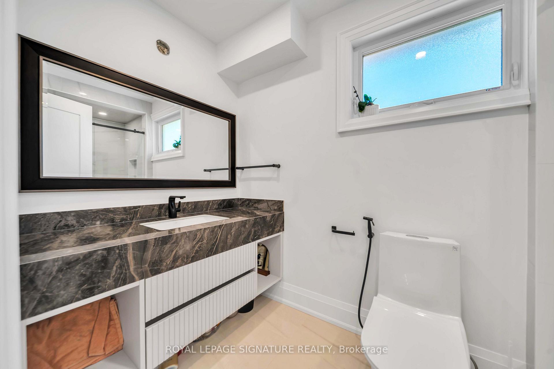 Photo 31 of 16 Ravencliffe Road, Markham, Aileen-Willowbrook — HOMEH
