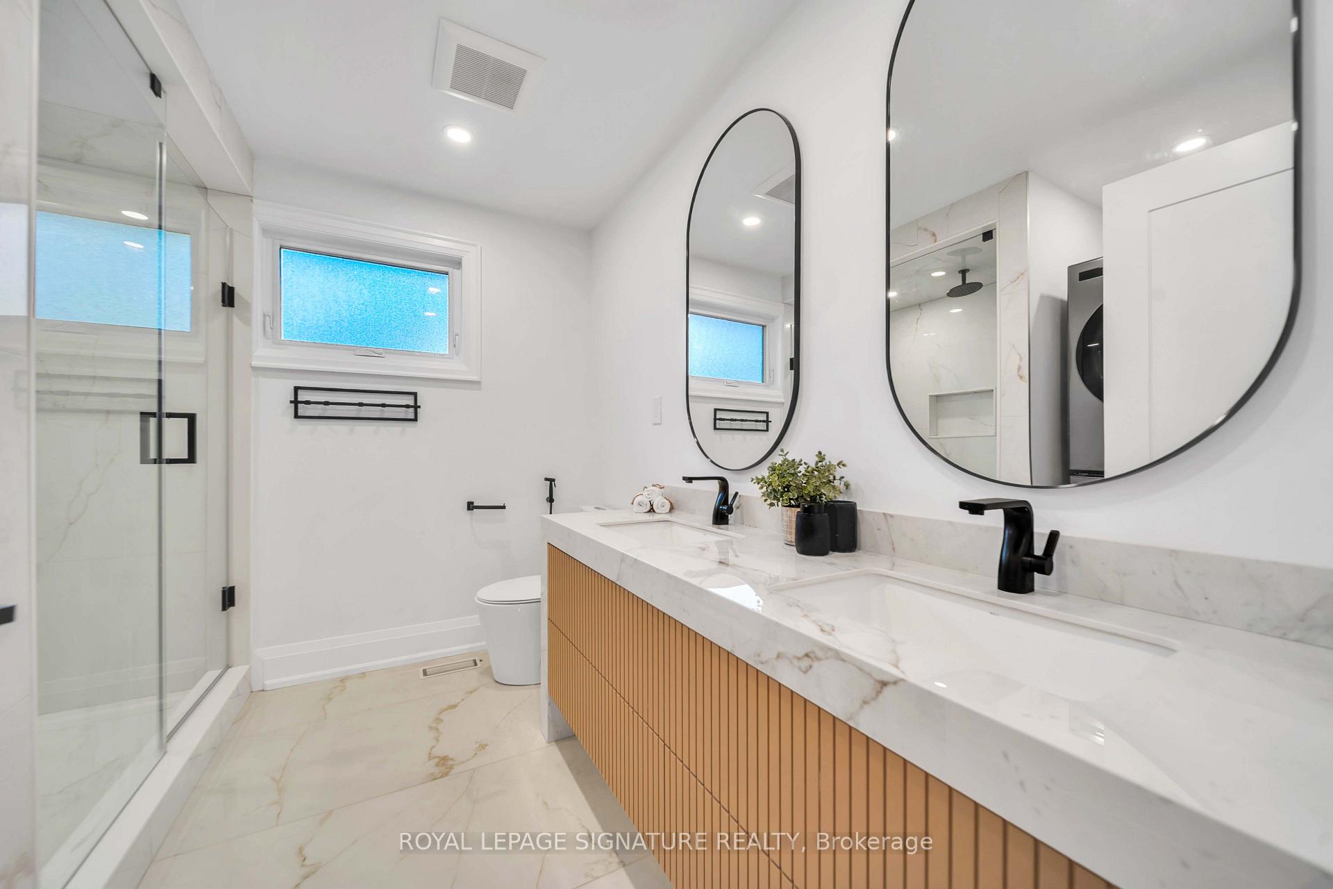 Photo 33 of 16 Ravencliffe Road, Markham, Aileen-Willowbrook — HOMEH