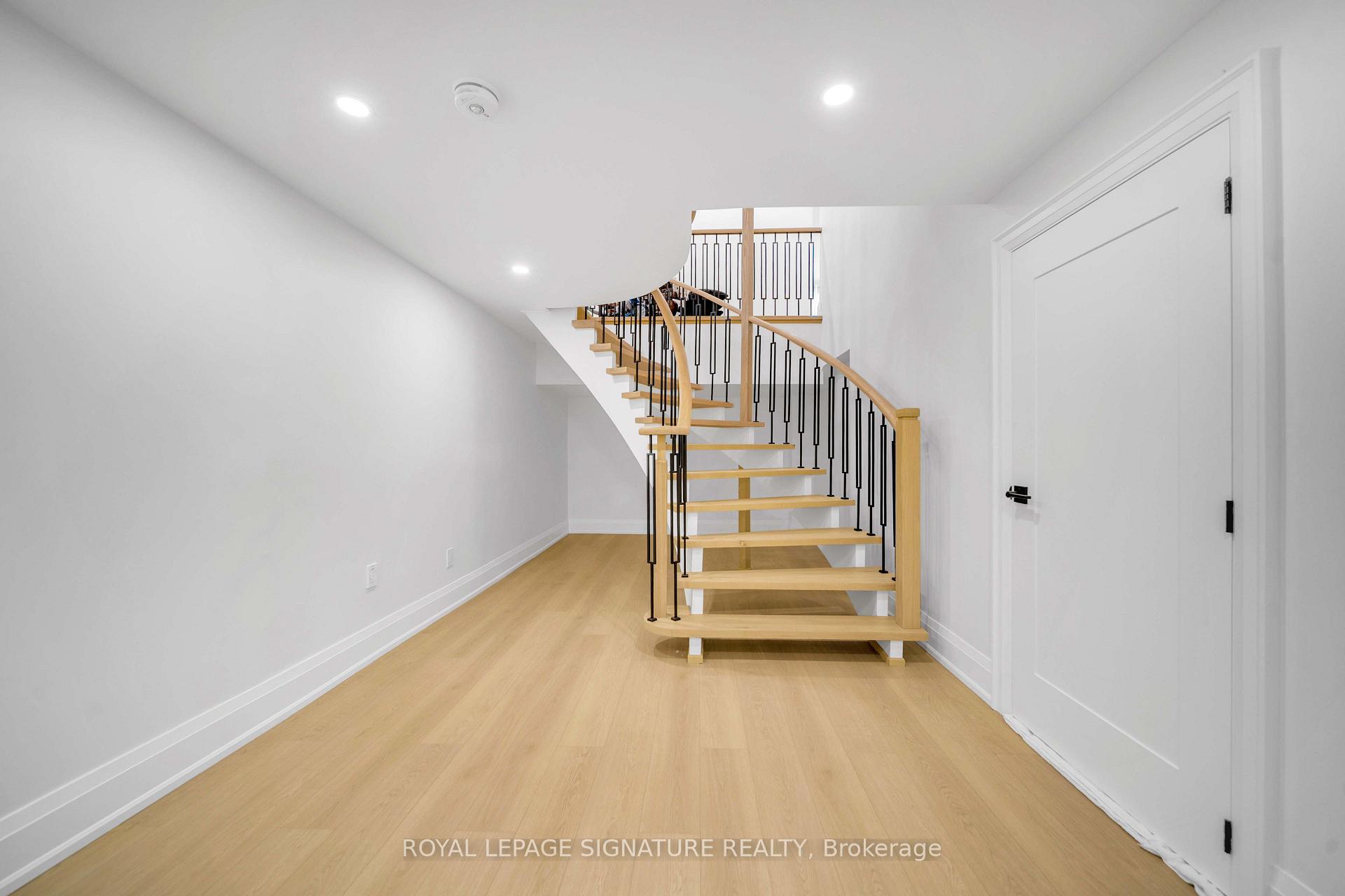 Photo 36 of 16 Ravencliffe Road, Markham, Aileen-Willowbrook — HOMEH