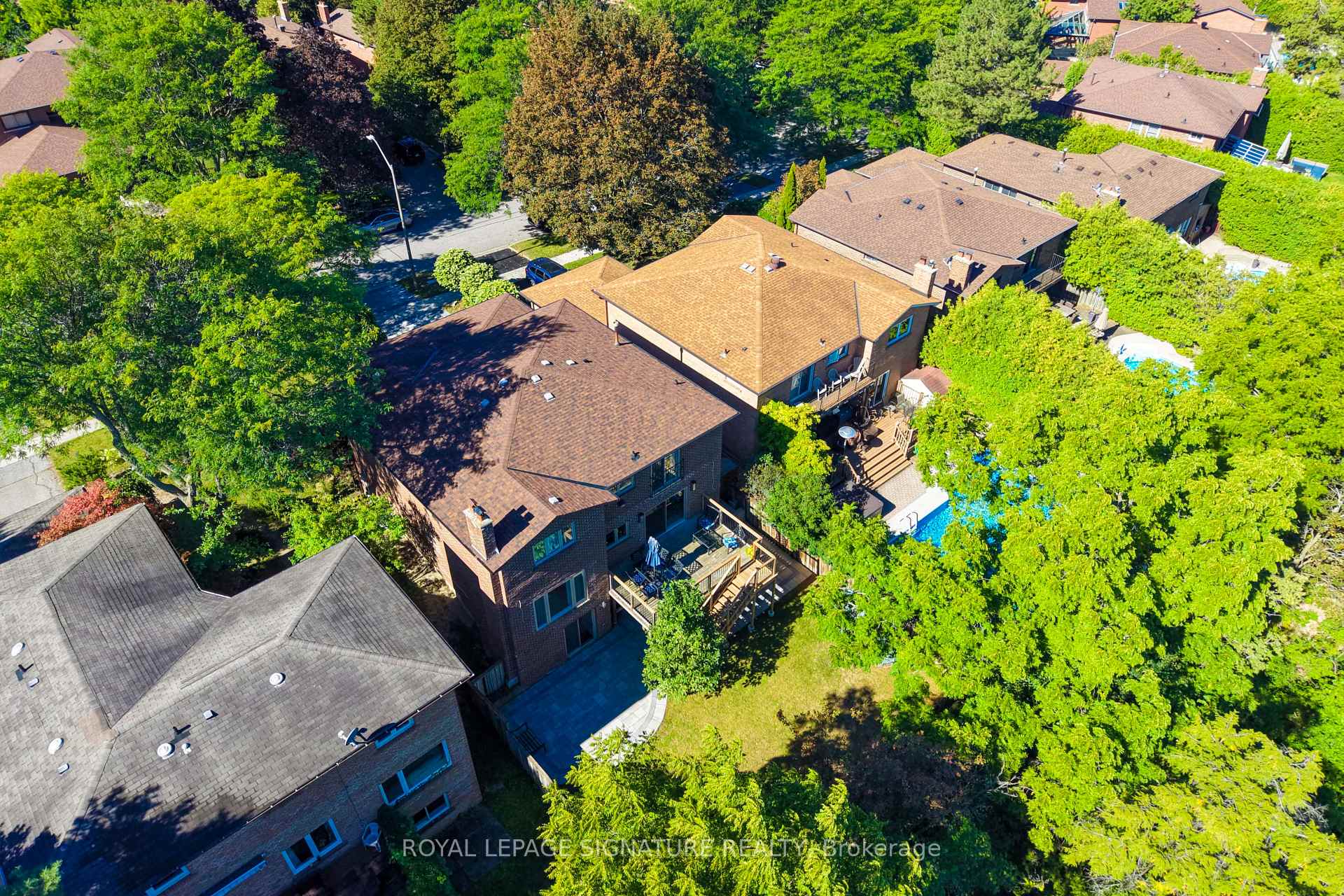 Photo 45 of 16 Ravencliffe Road, Markham, Aileen-Willowbrook — HOMEH