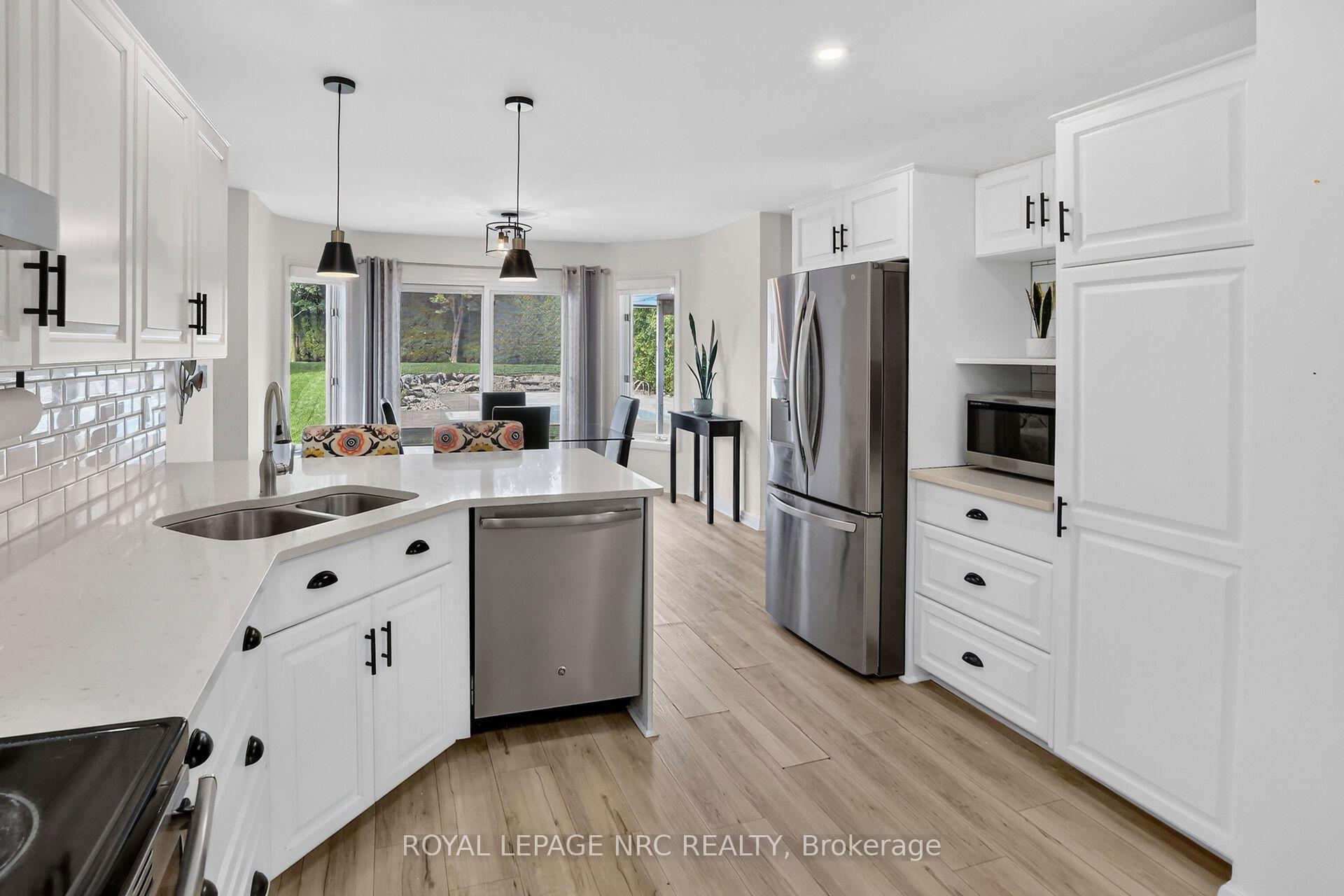 Photo 9 of 105 Stefanie Crescent, Welland, Prince Charles — HOMEH