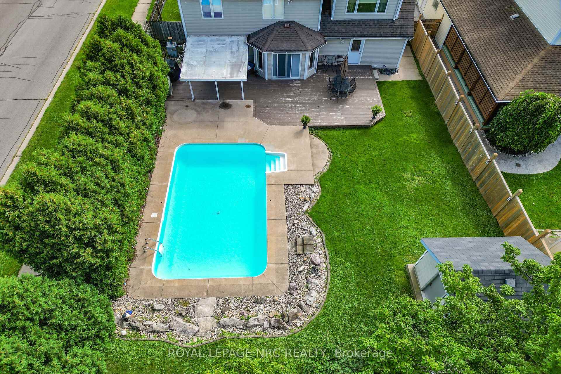 Photo 33 of 105 Stefanie Crescent, Welland, Prince Charles — HOMEH
