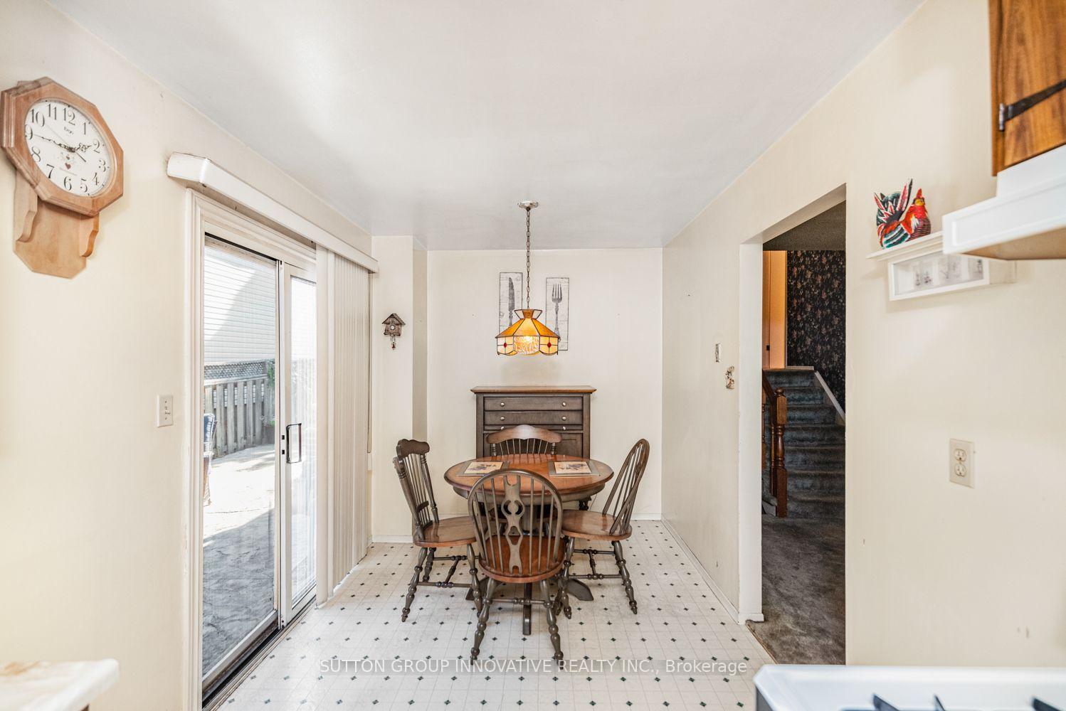 Photo 10 of 703 Upper Wentworth Street, Hamilton, Burkholme — HOMEH