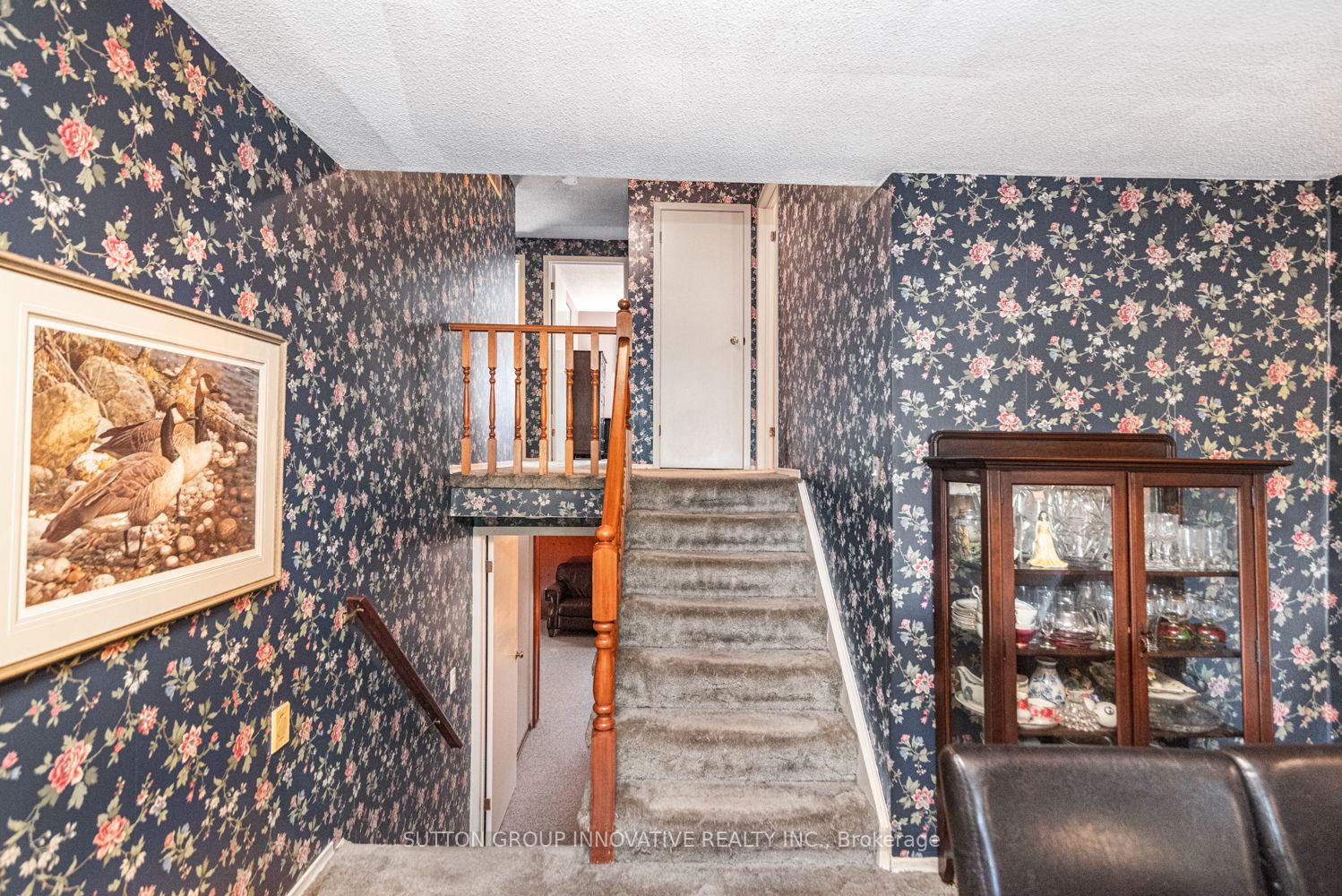 Photo 14 of 703 Upper Wentworth Street, Hamilton, Burkholme — HOMEH