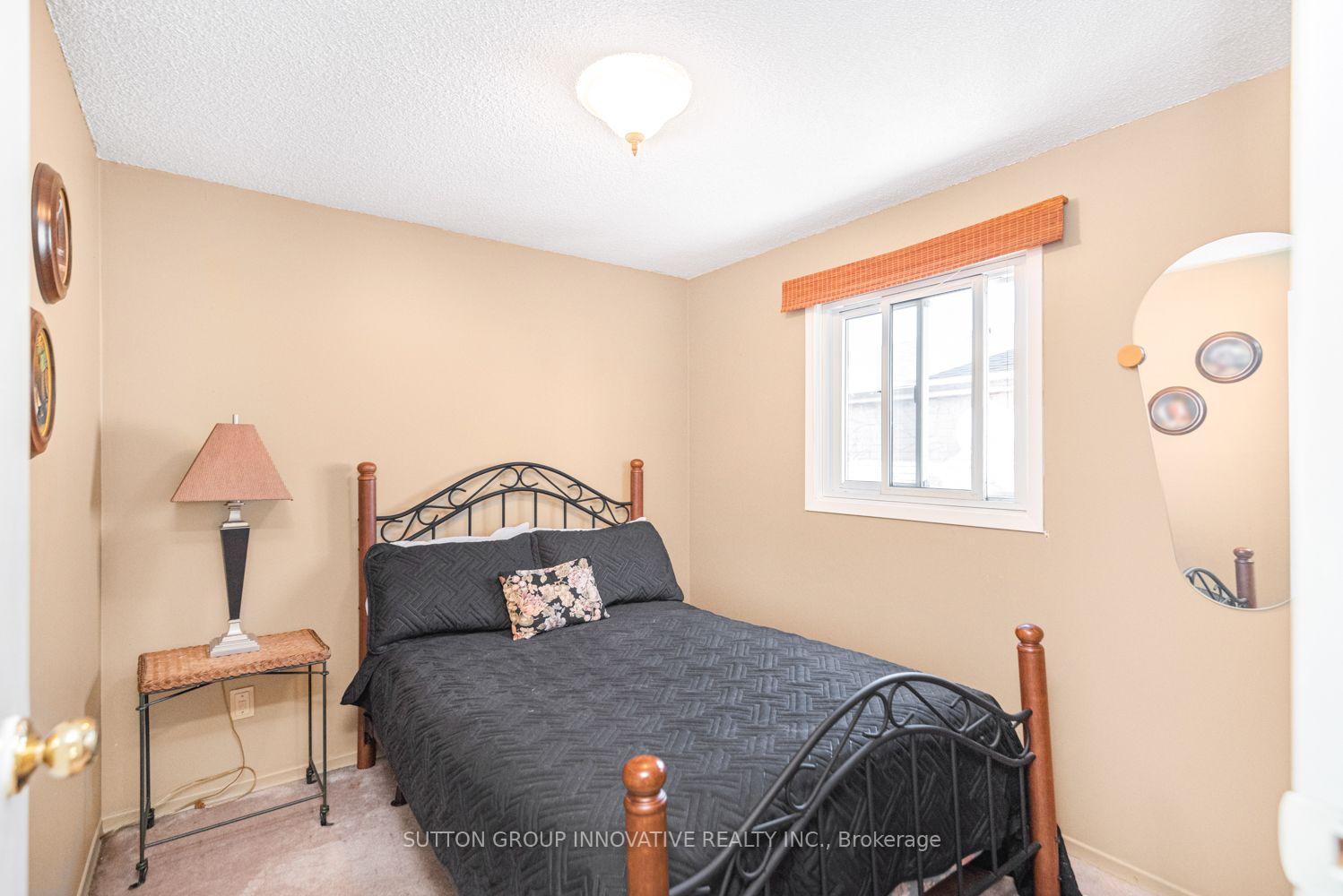 Photo 19 of 703 Upper Wentworth Street, Hamilton, Burkholme — HOMEH