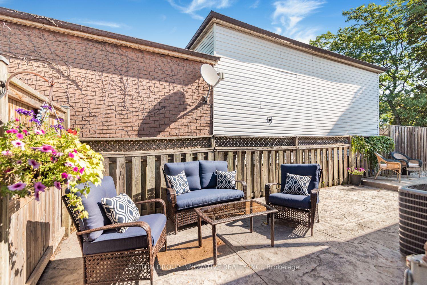 Photo 39 of 703 Upper Wentworth Street, Hamilton, Burkholme — HOMEH